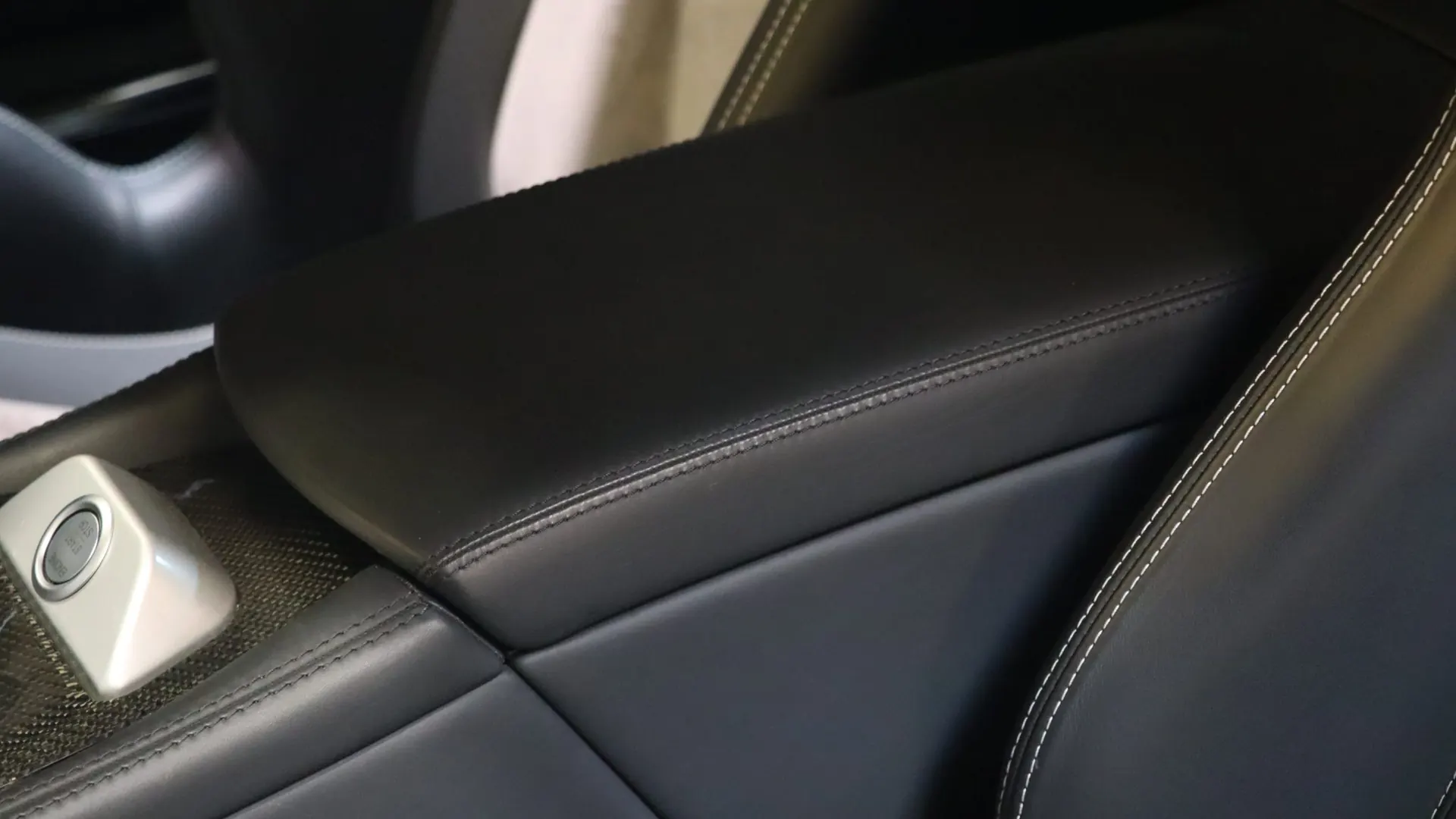 Mercedes-Benz SL65 — photo 32