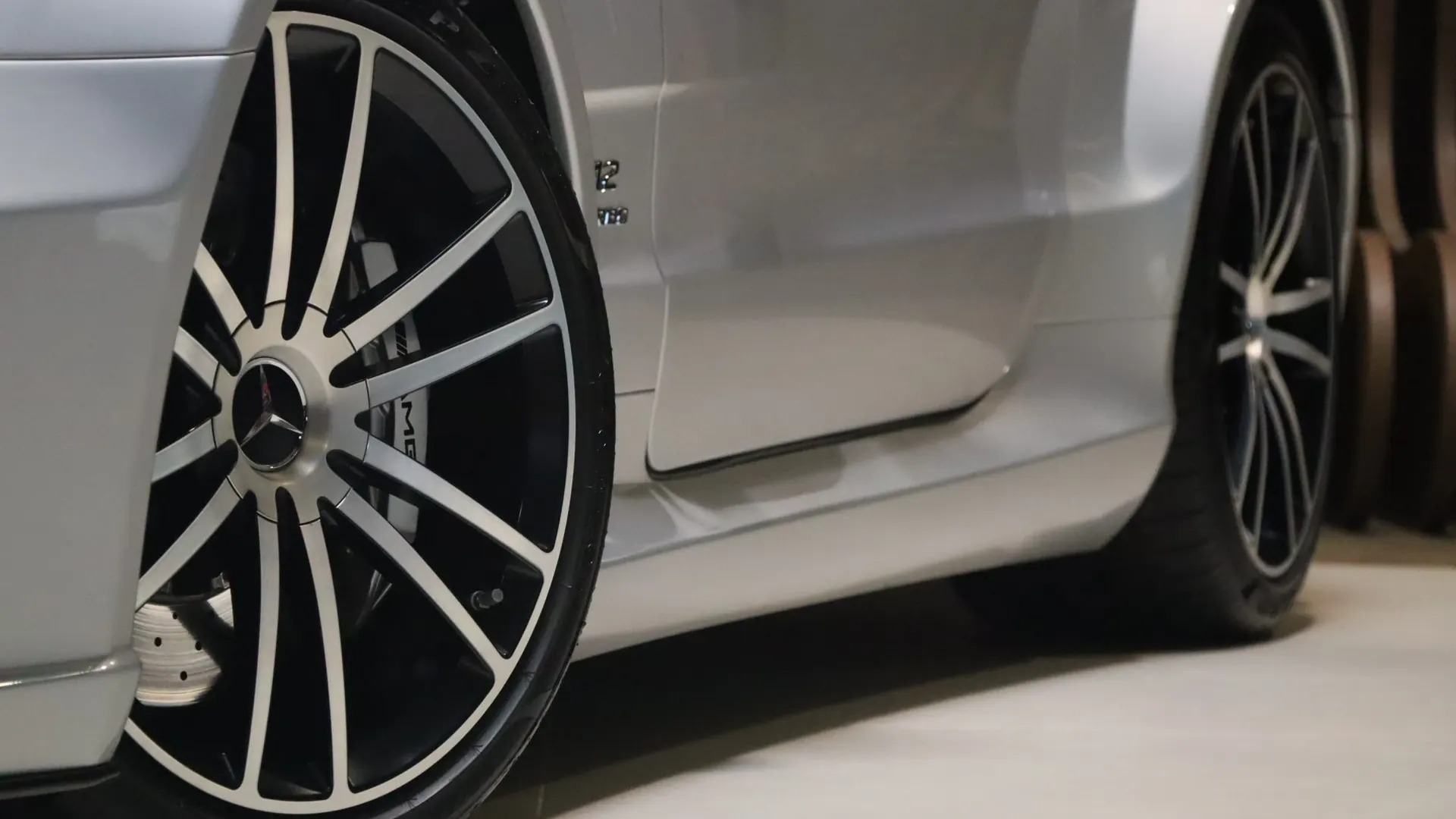 Mercedes-Benz SL65 — photo 42