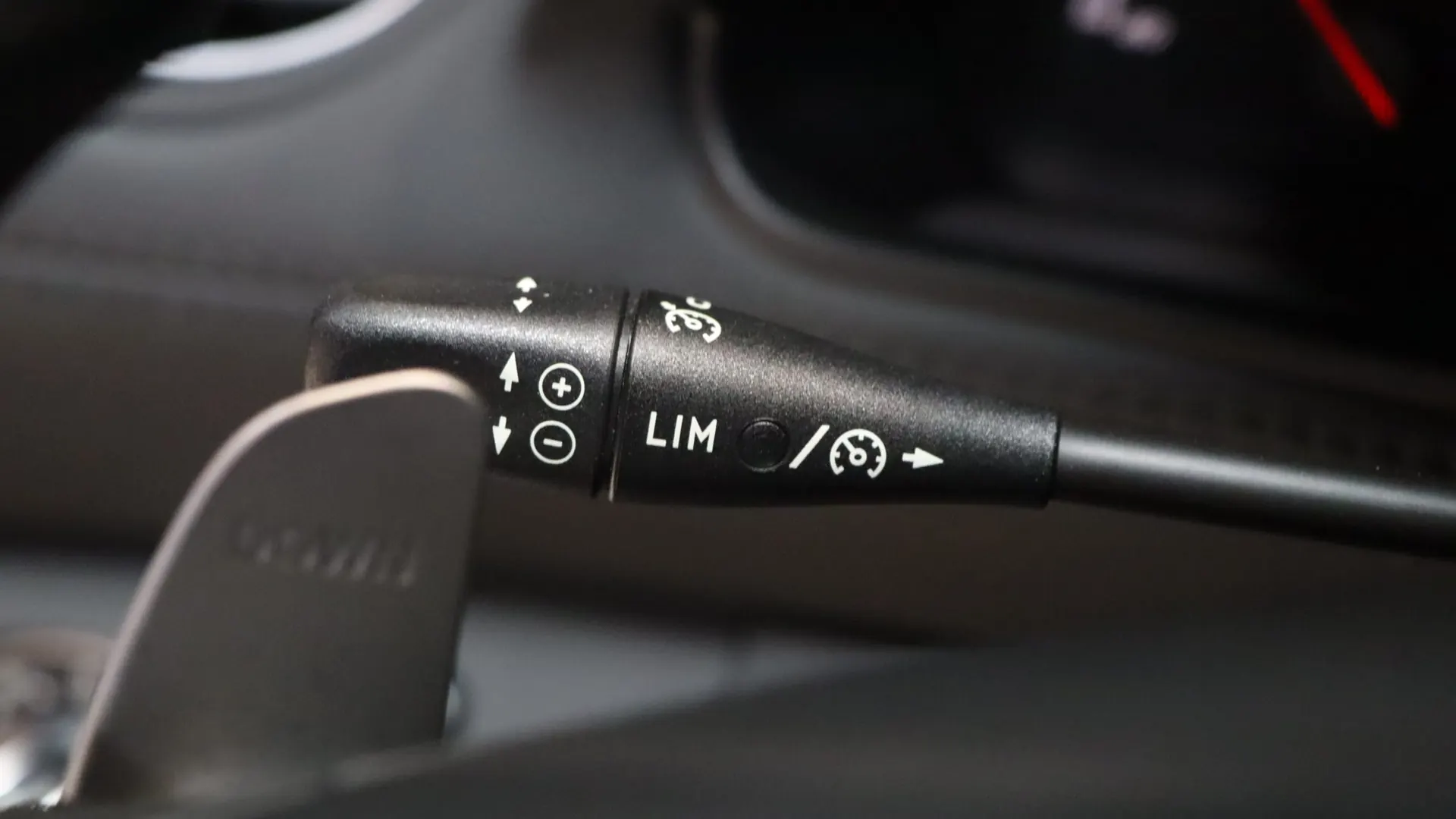 Mercedes-Benz SL65 — photo 17