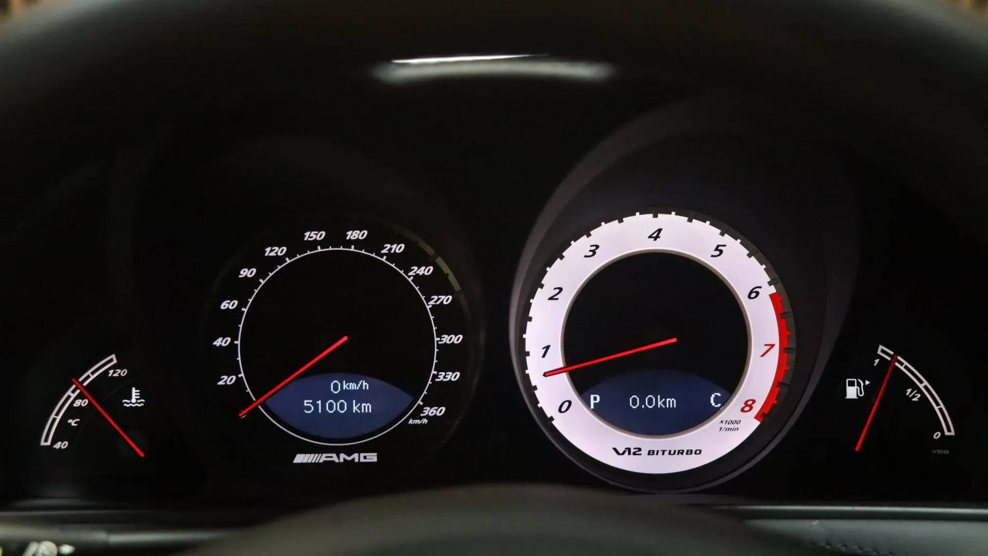 Mercedes-Benz SL65 — photo 23