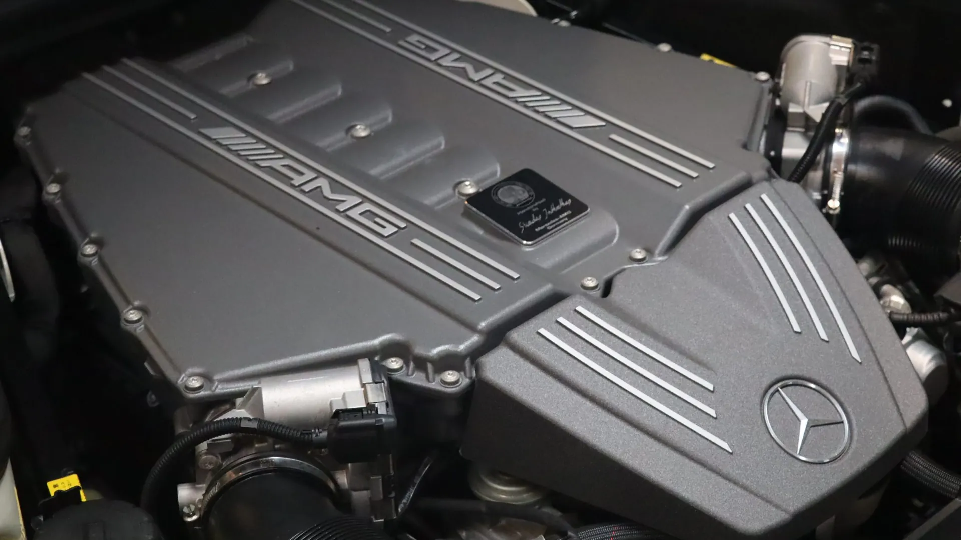Mercedes-Benz SLS — photo 44