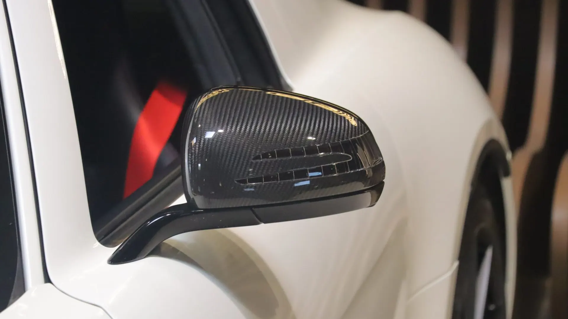 Mercedes-Benz SLS — photo 50
