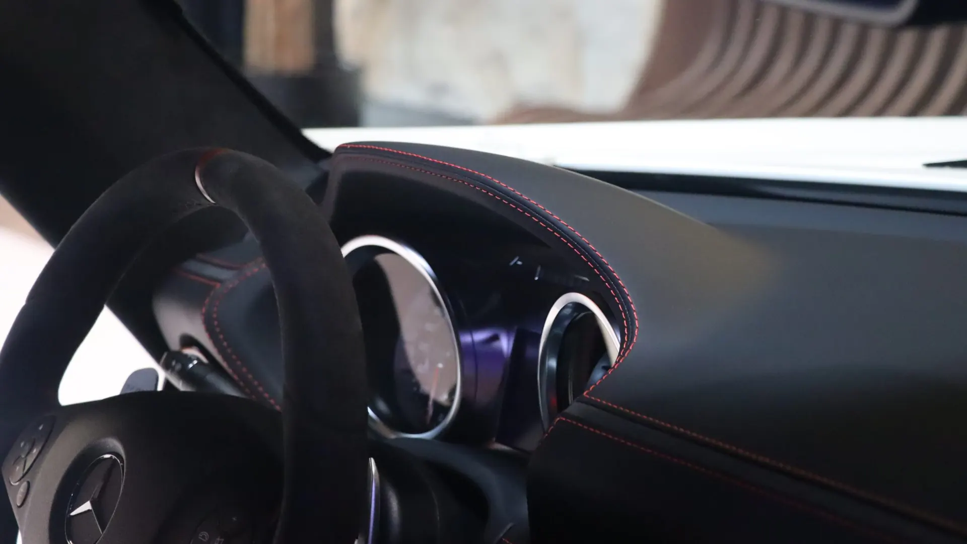Mercedes-Benz SLS — photo 24