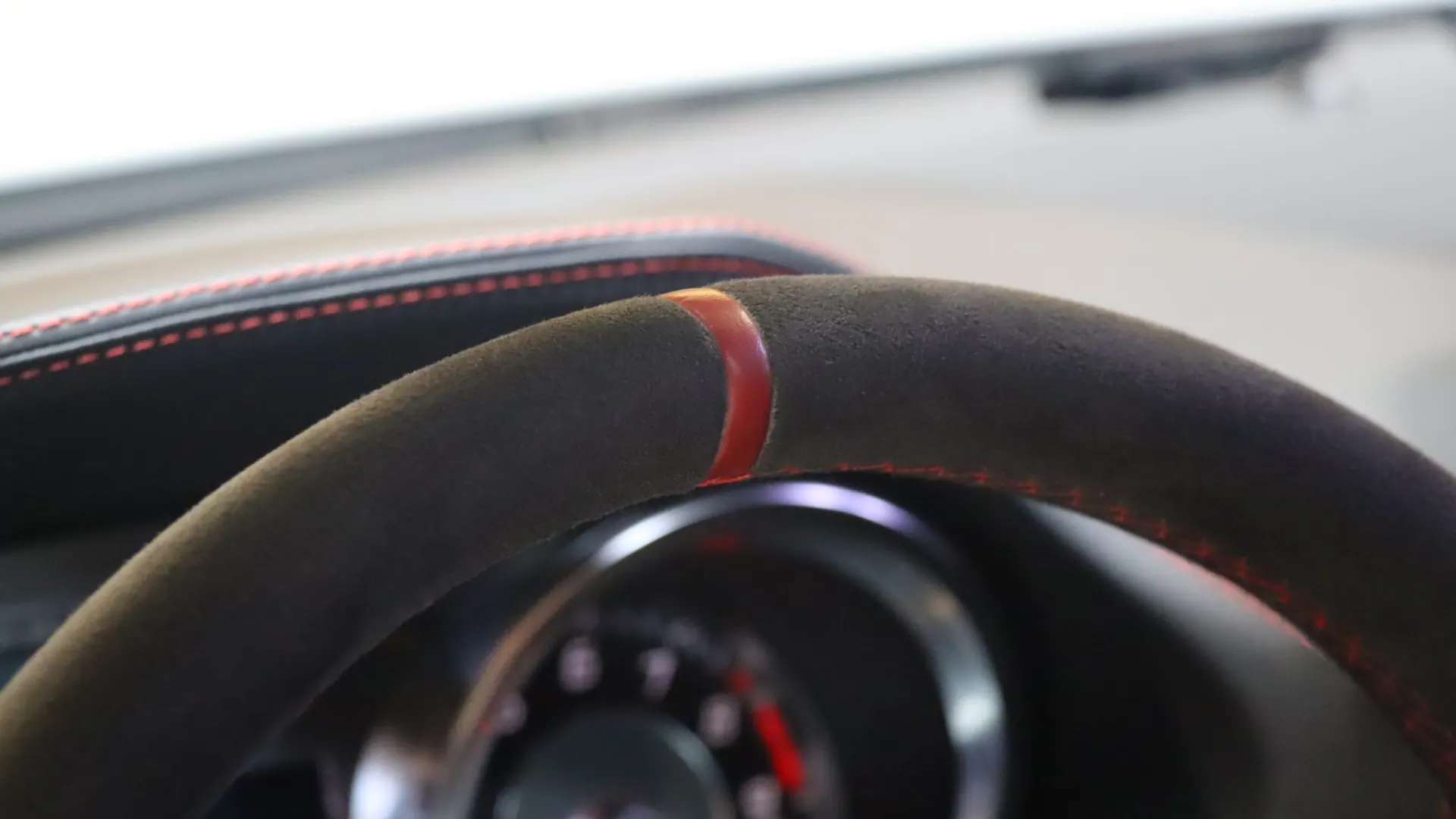 Mercedes-Benz SLS — photo 22