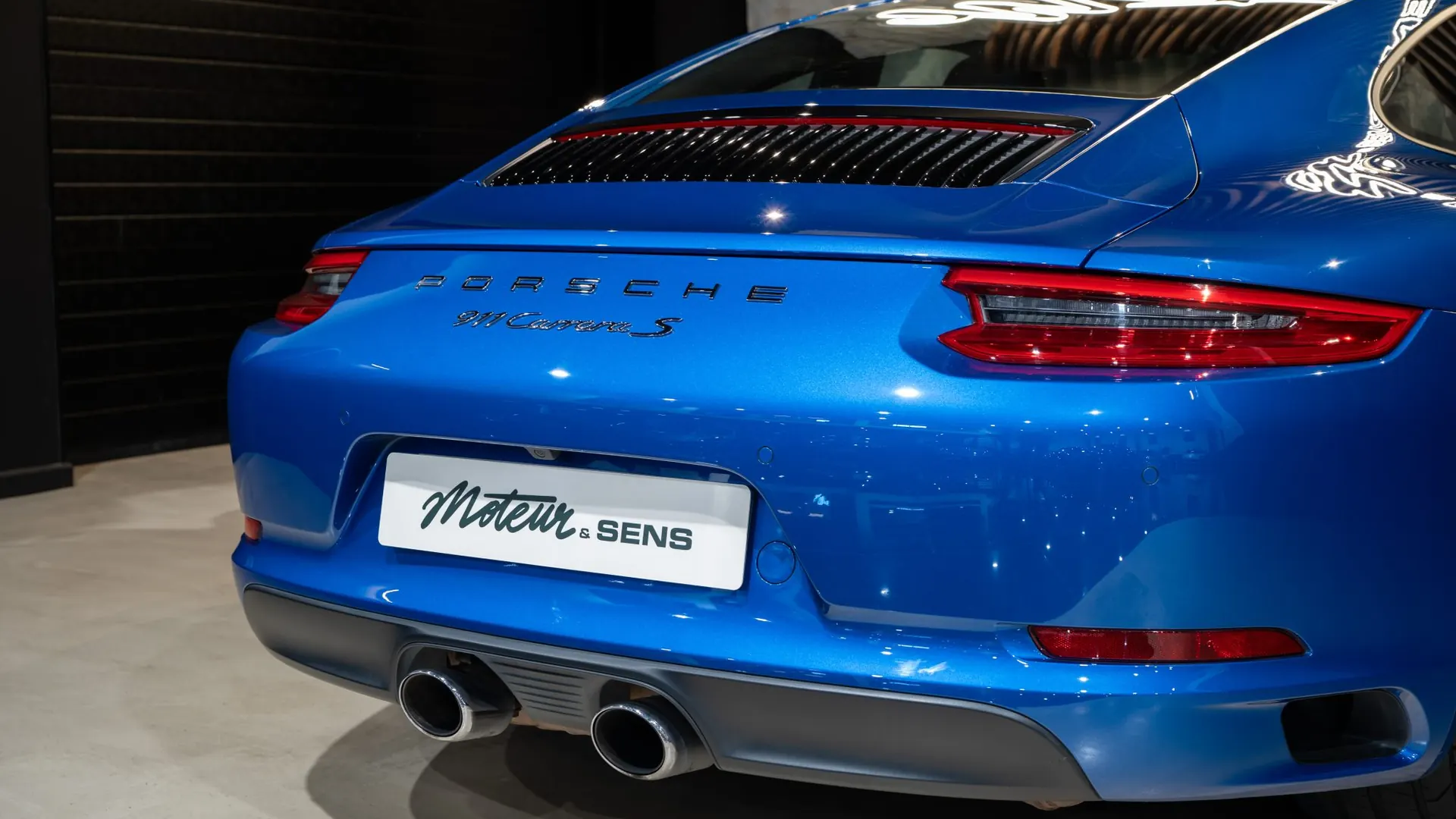 Porsche 911 — photo 41