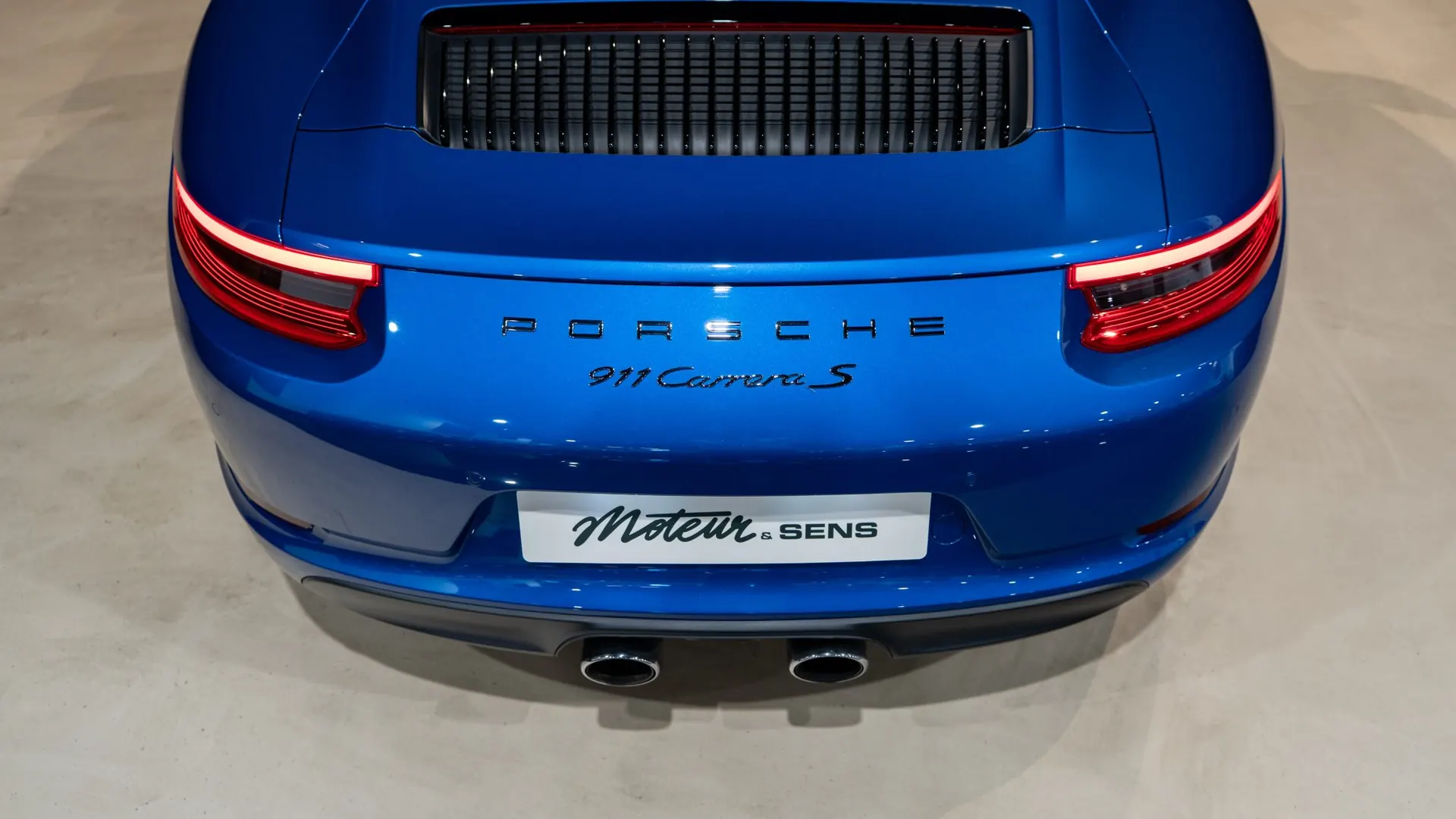 Porsche 911 — photo 42