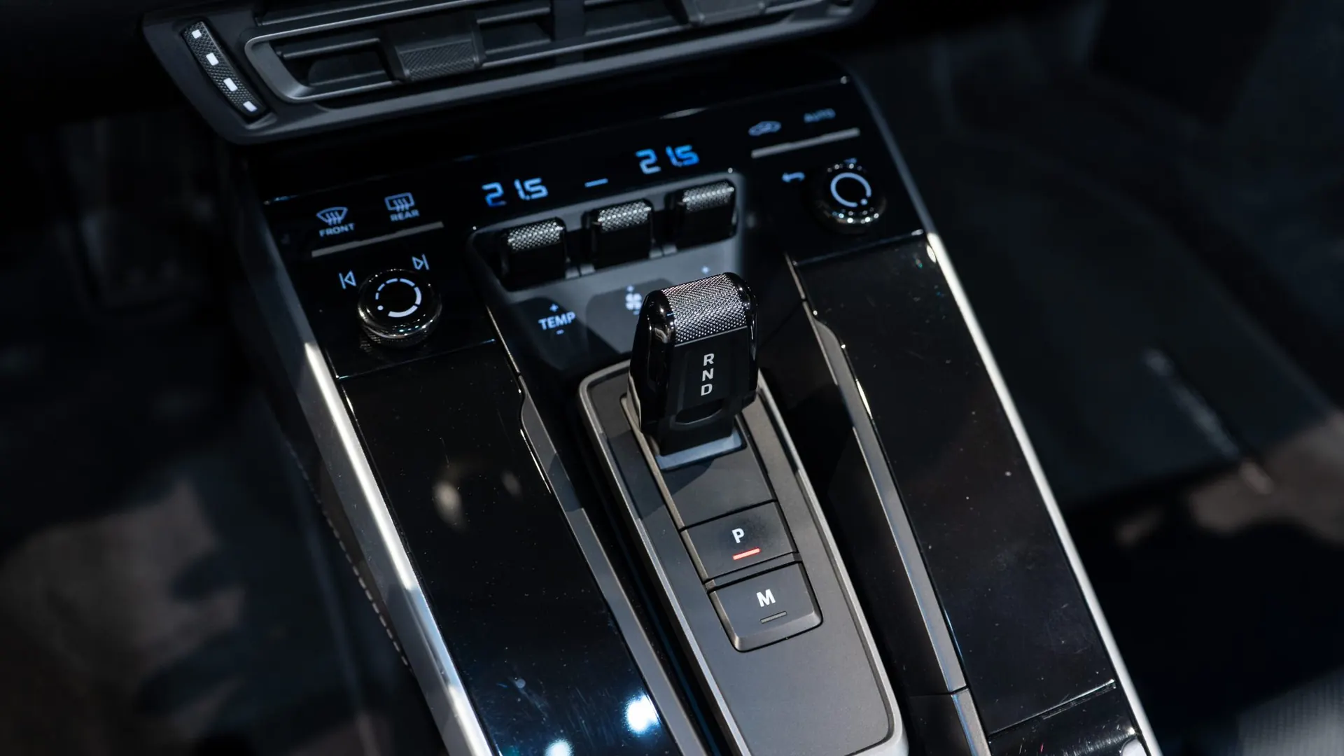 Porsche 911 — photo 29