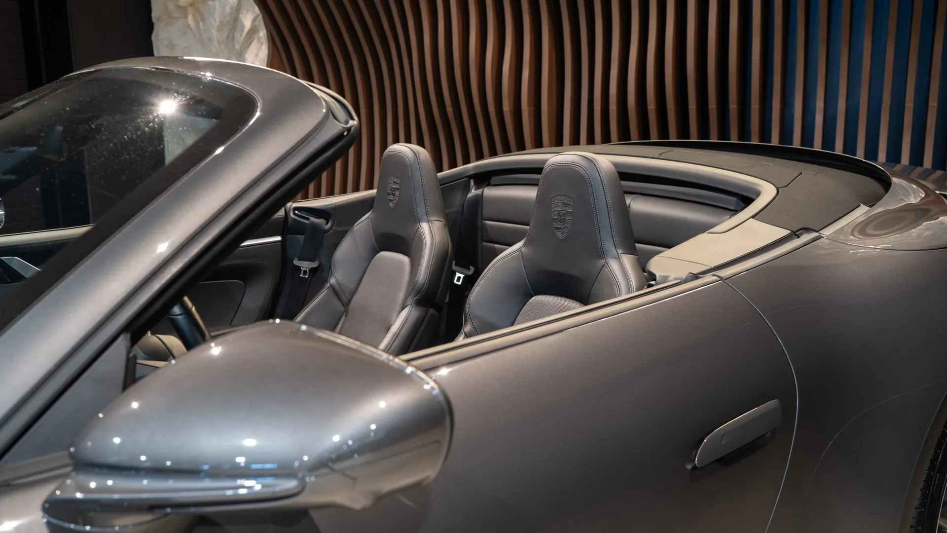 Porsche 911 — photo 37