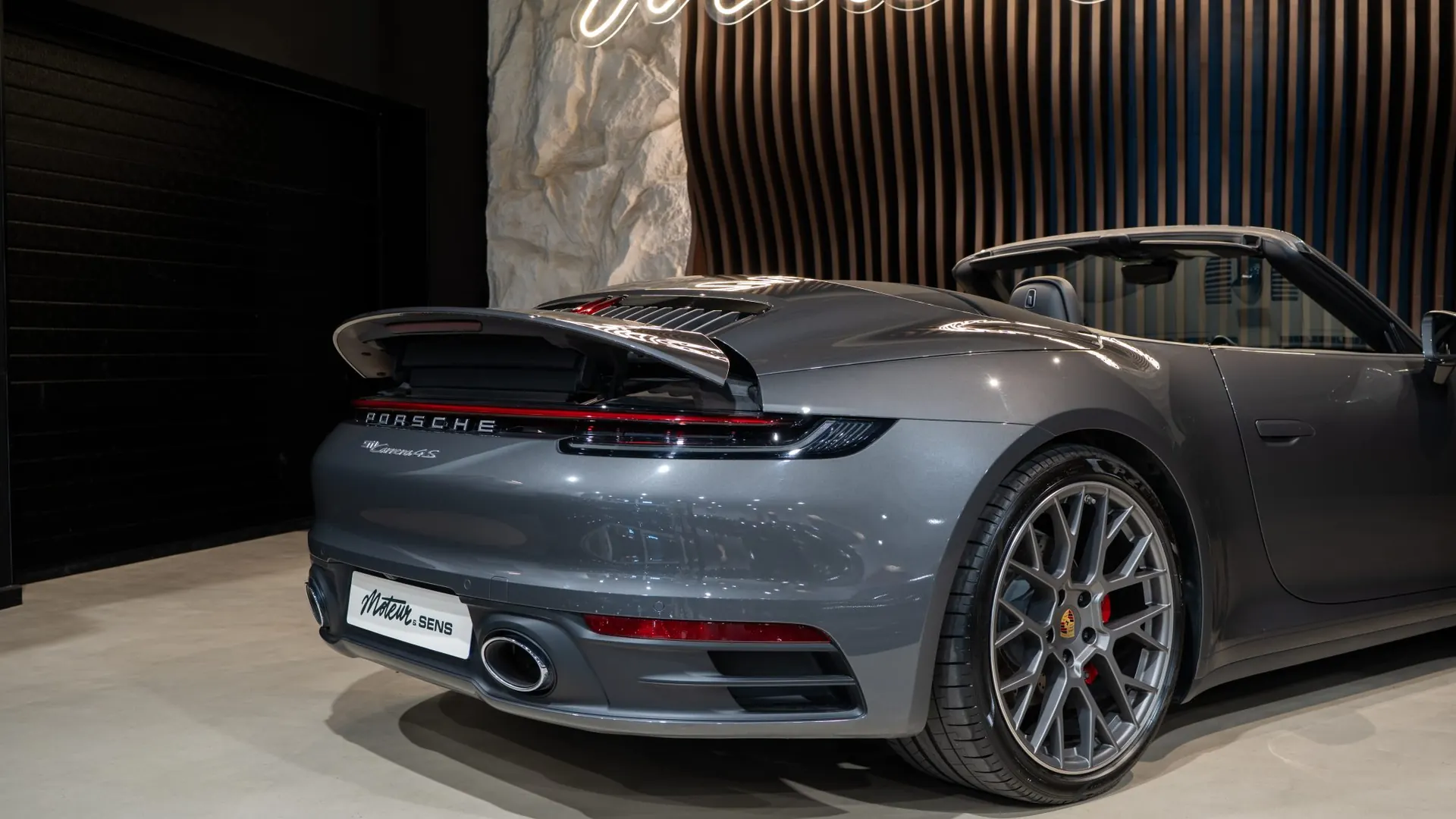 Porsche 911 — photo 45