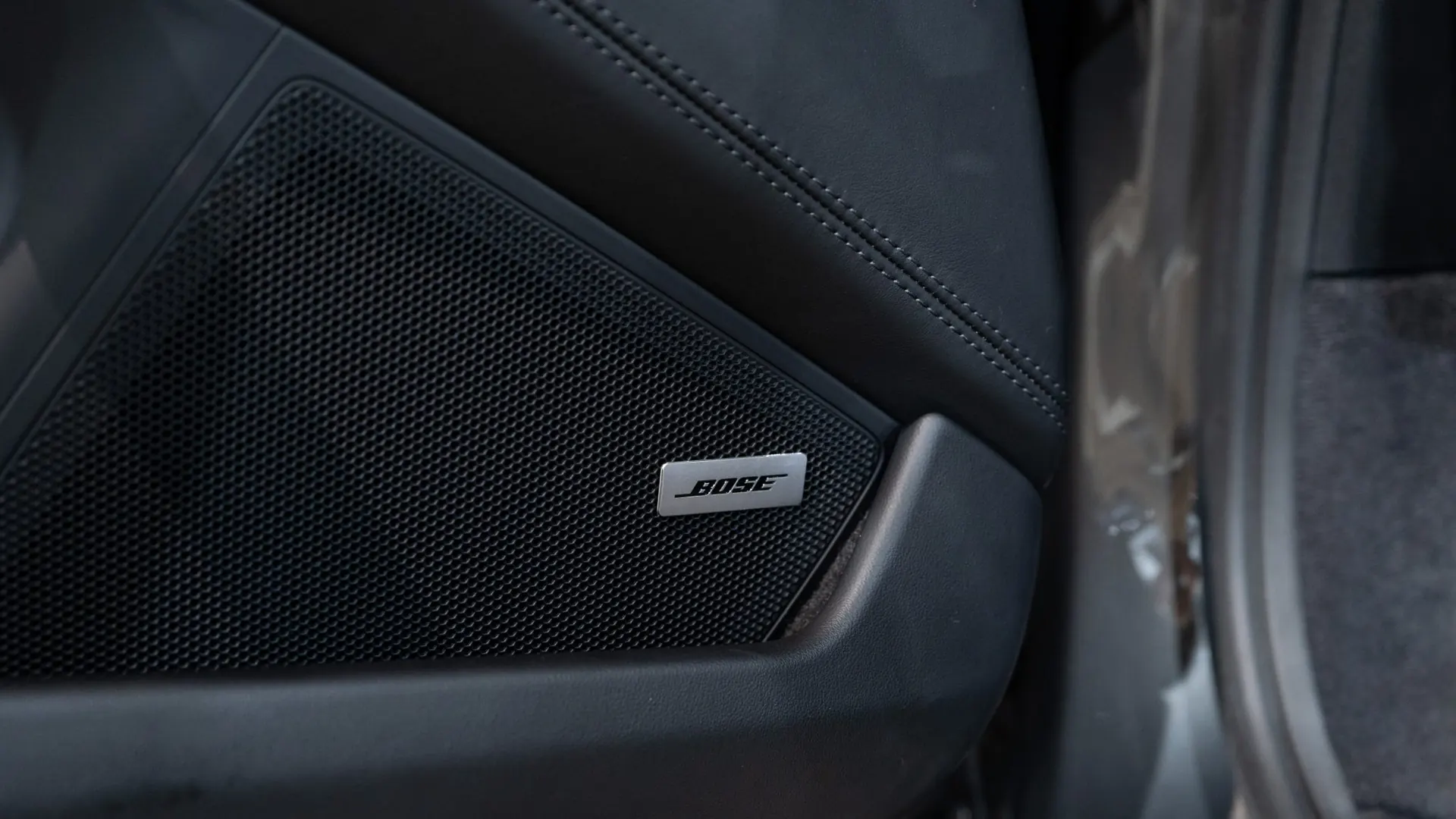 Porsche 911 — photo 15