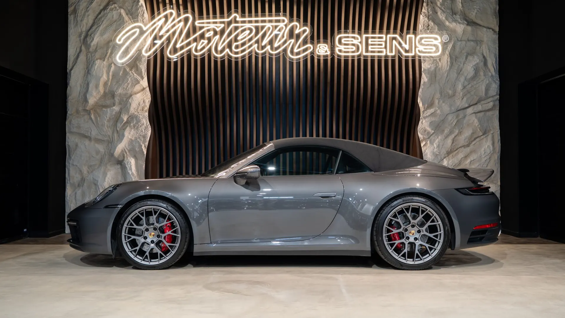 Porsche 911 — photo 6