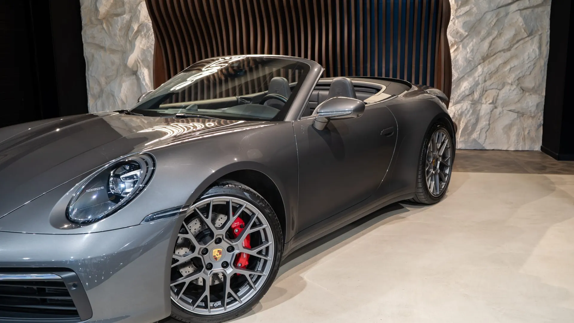 Porsche 911 — photo 41