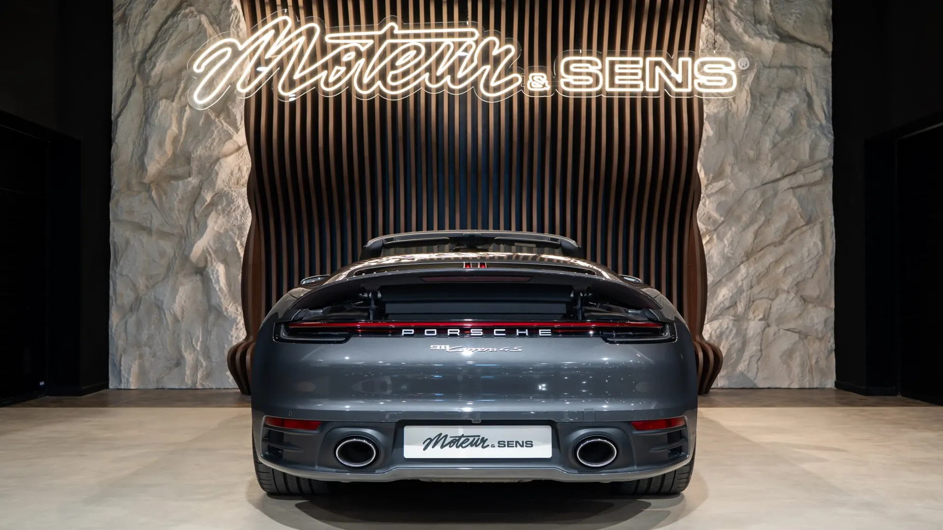 Porsche 911 — photo 4