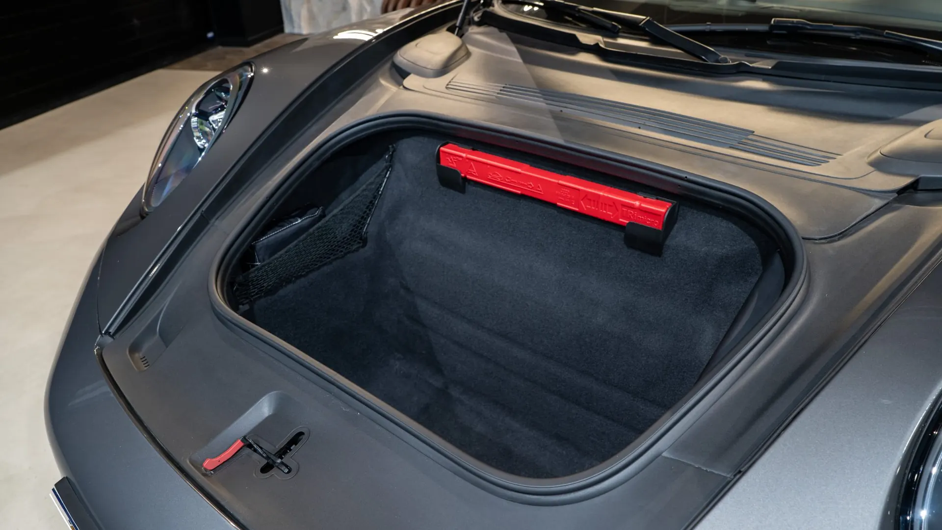 Porsche 911 — photo 36
