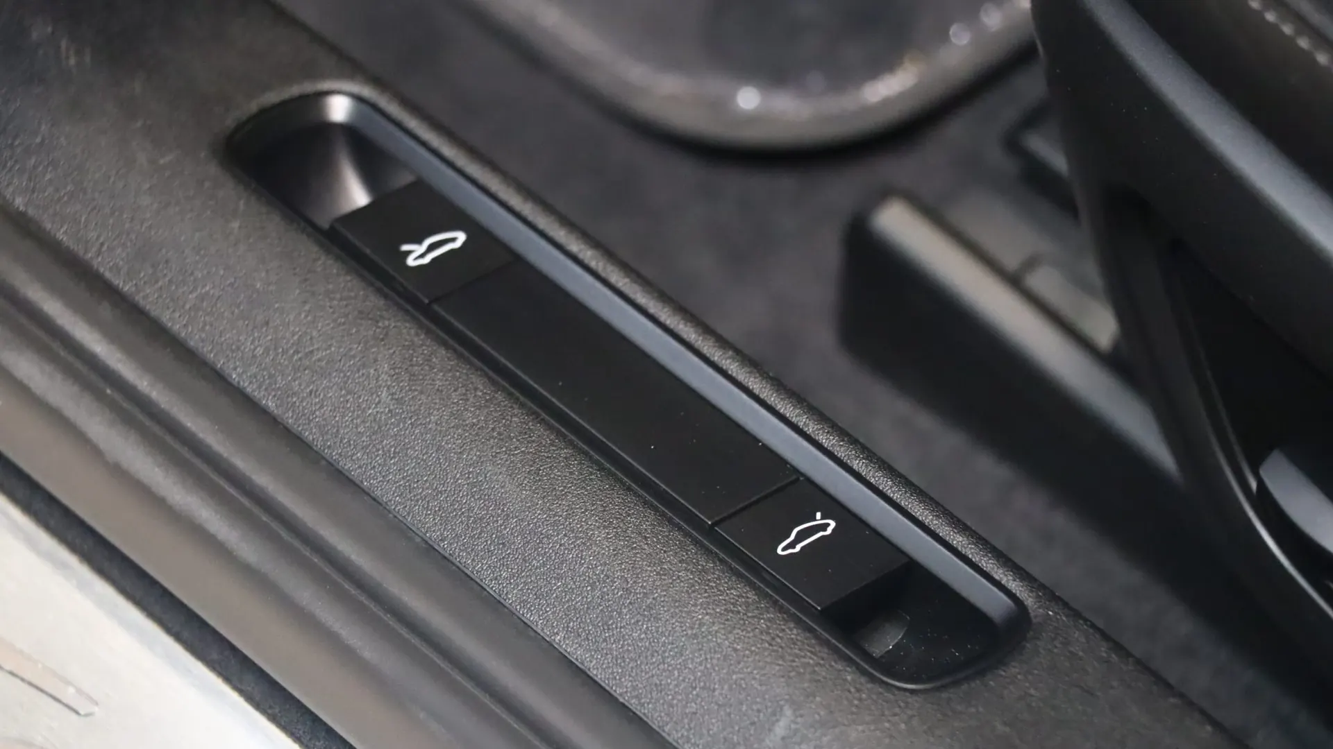 Porsche 911 — photo 15