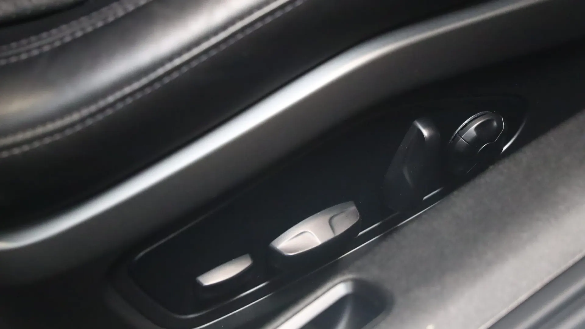 Porsche 911 — photo 16