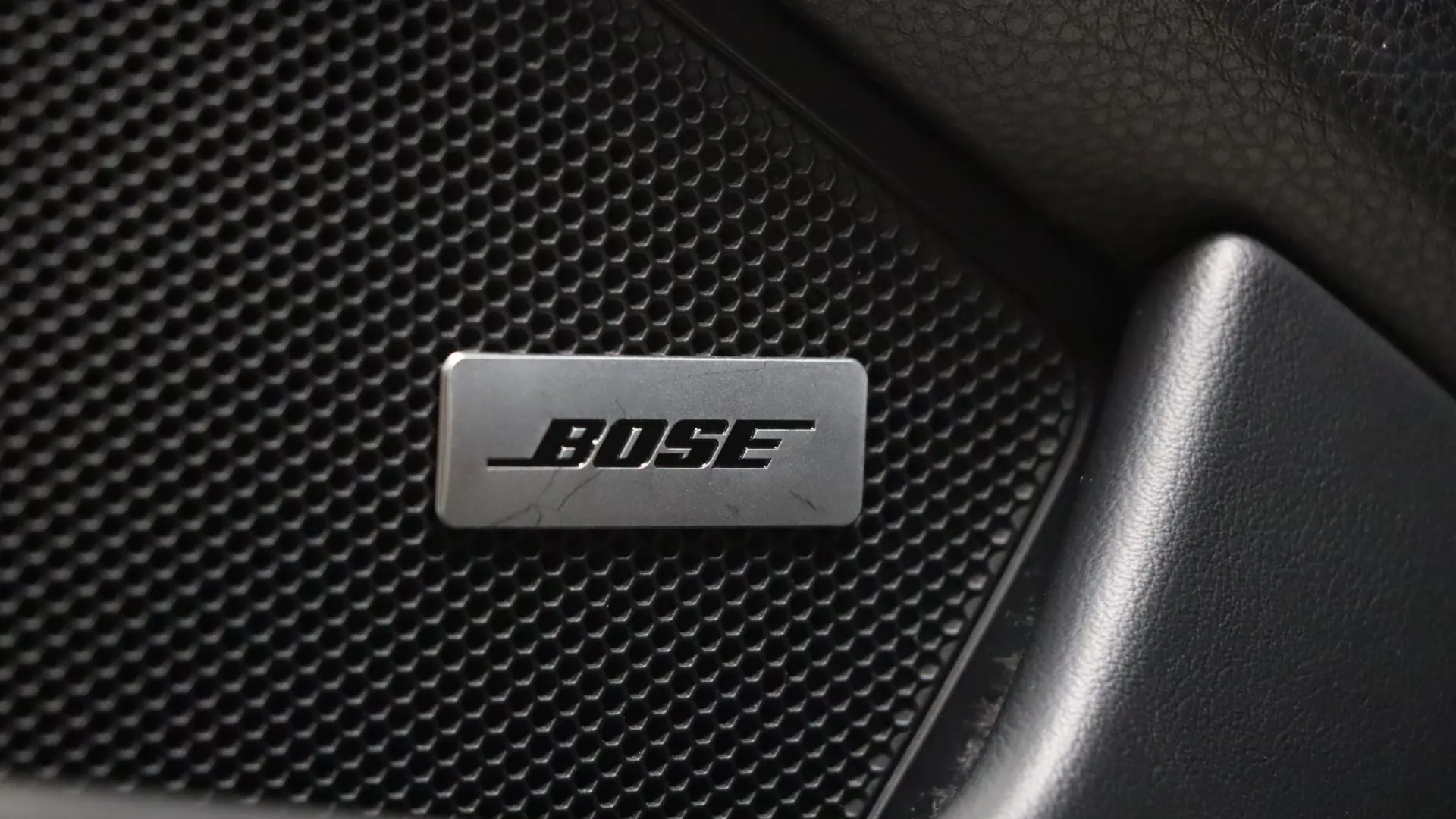 Porsche 911 — photo 13