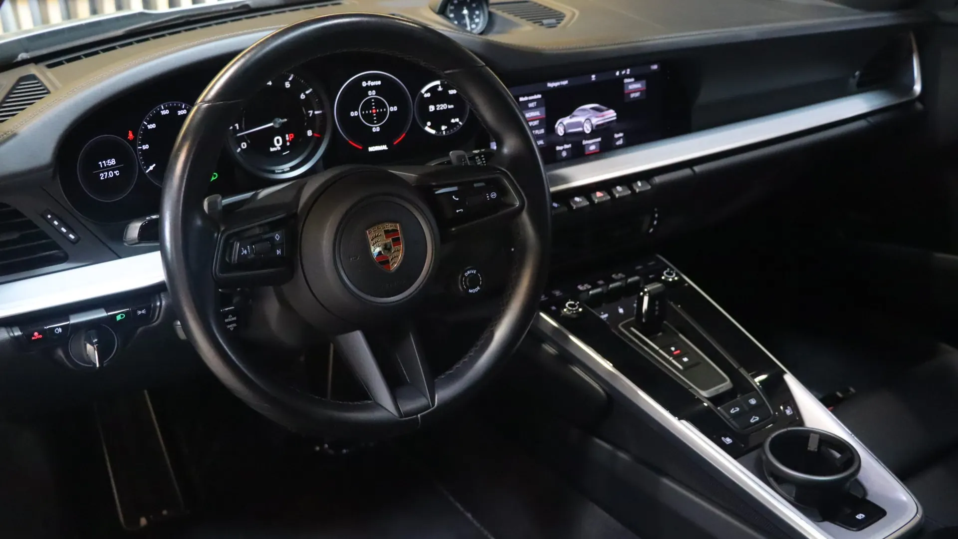 Porsche 911 — photo 17