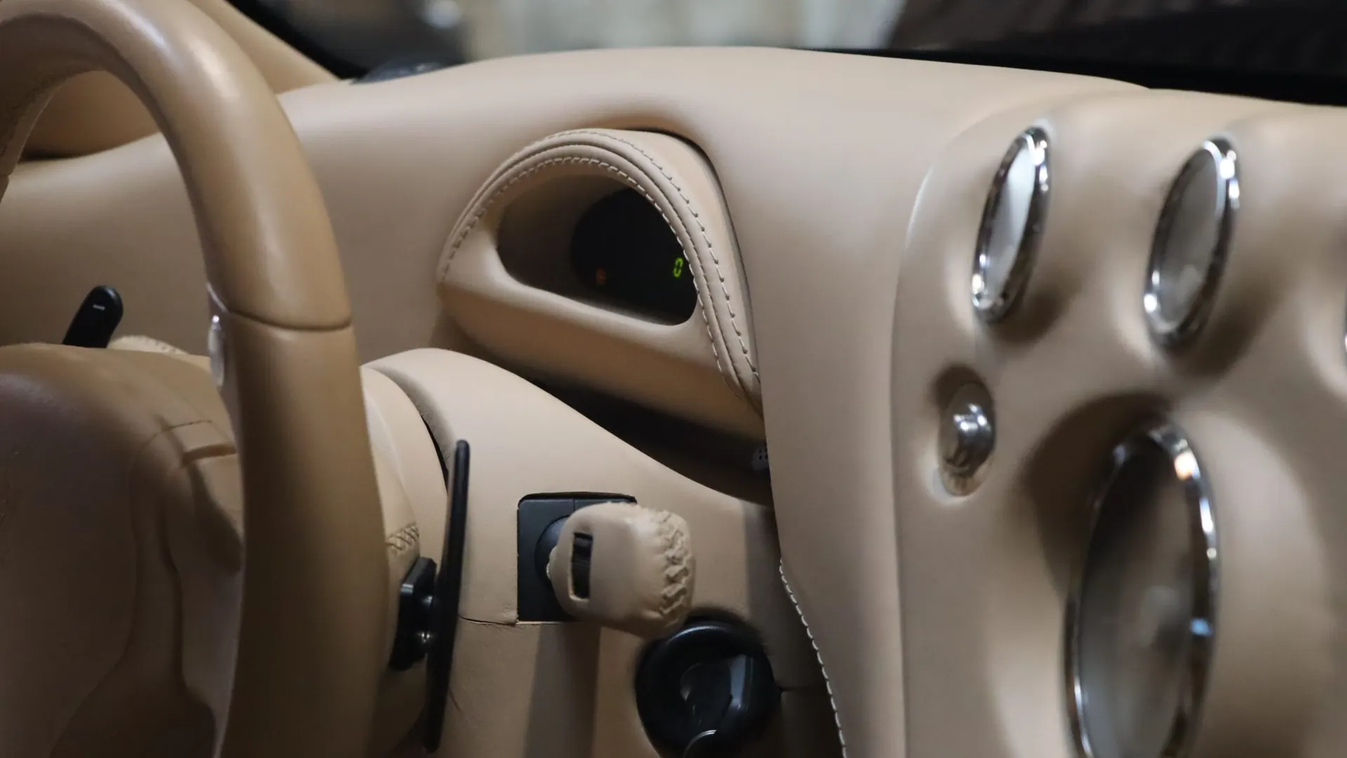 Wiesmann GT — photo 19