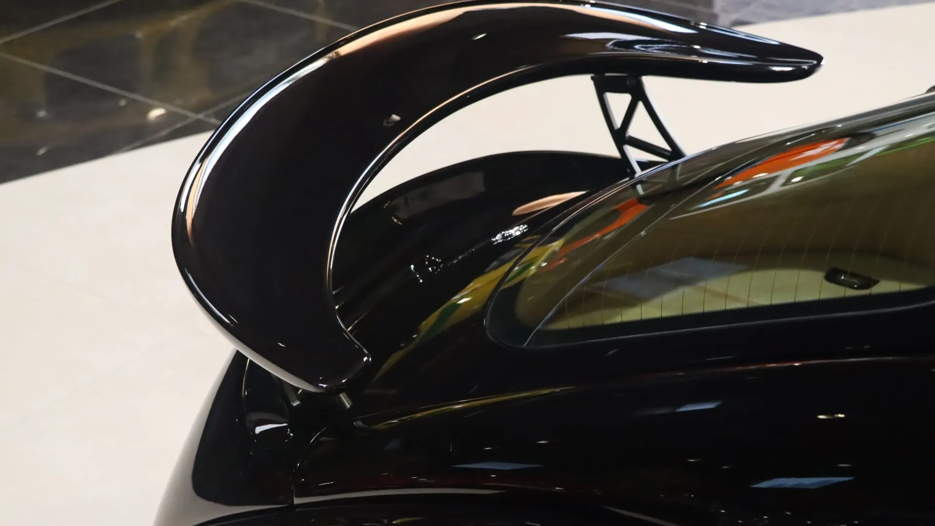 Wiesmann GT — photo 40