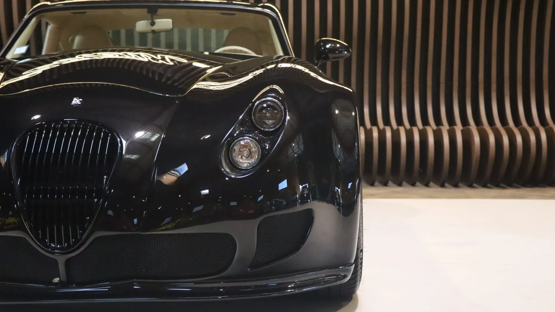 Wiesmann GT — photo 28