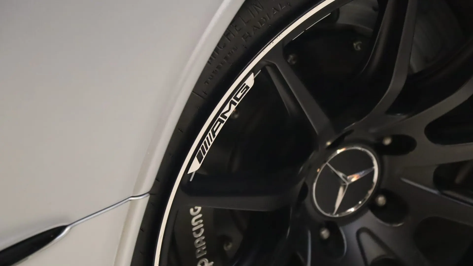 Mercedes-Benz AMG GT — photo 44
