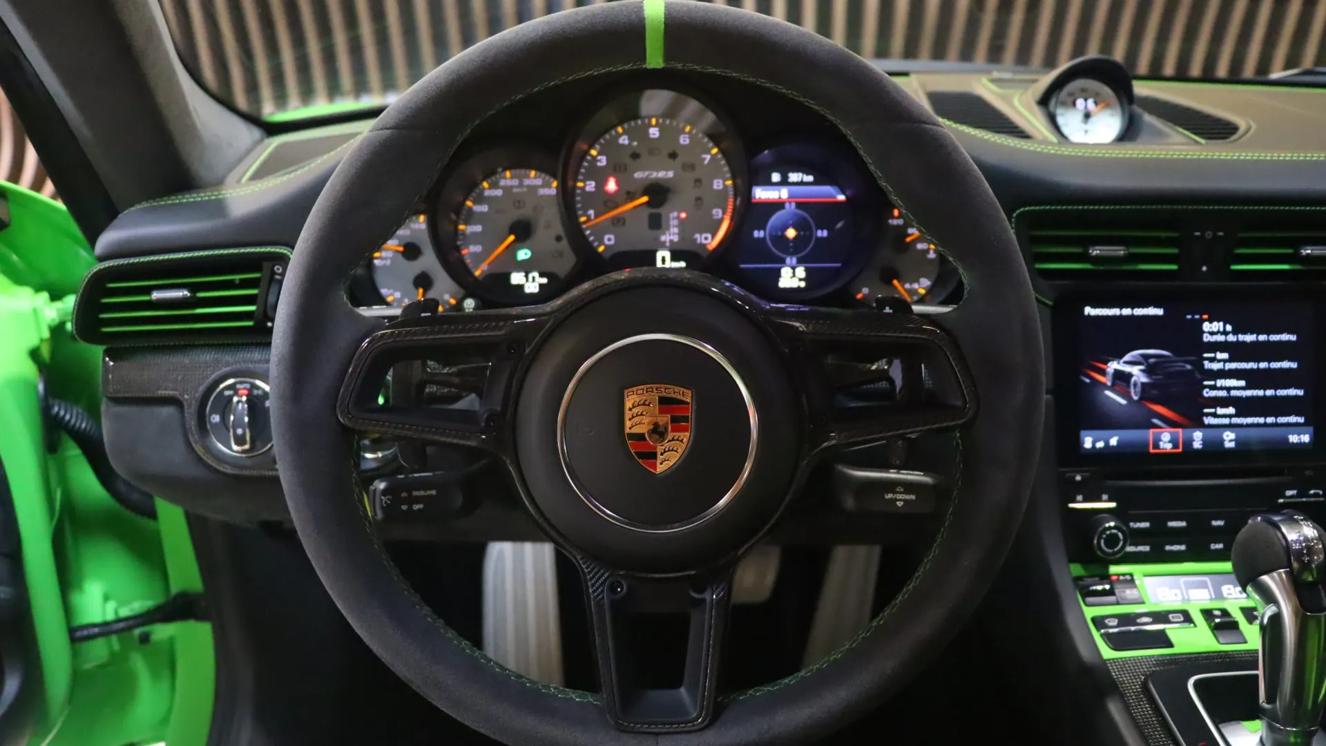 Porsche 911 — photo 9