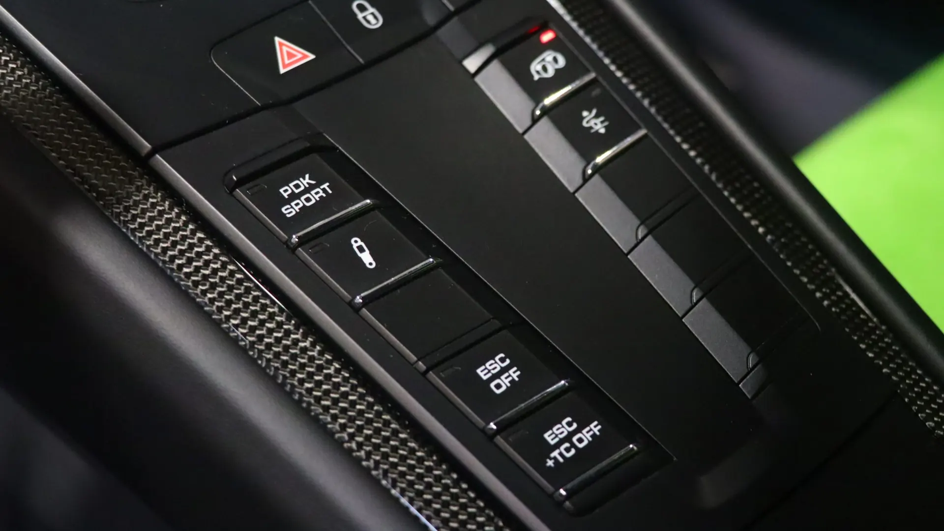 Porsche 911 — photo 30