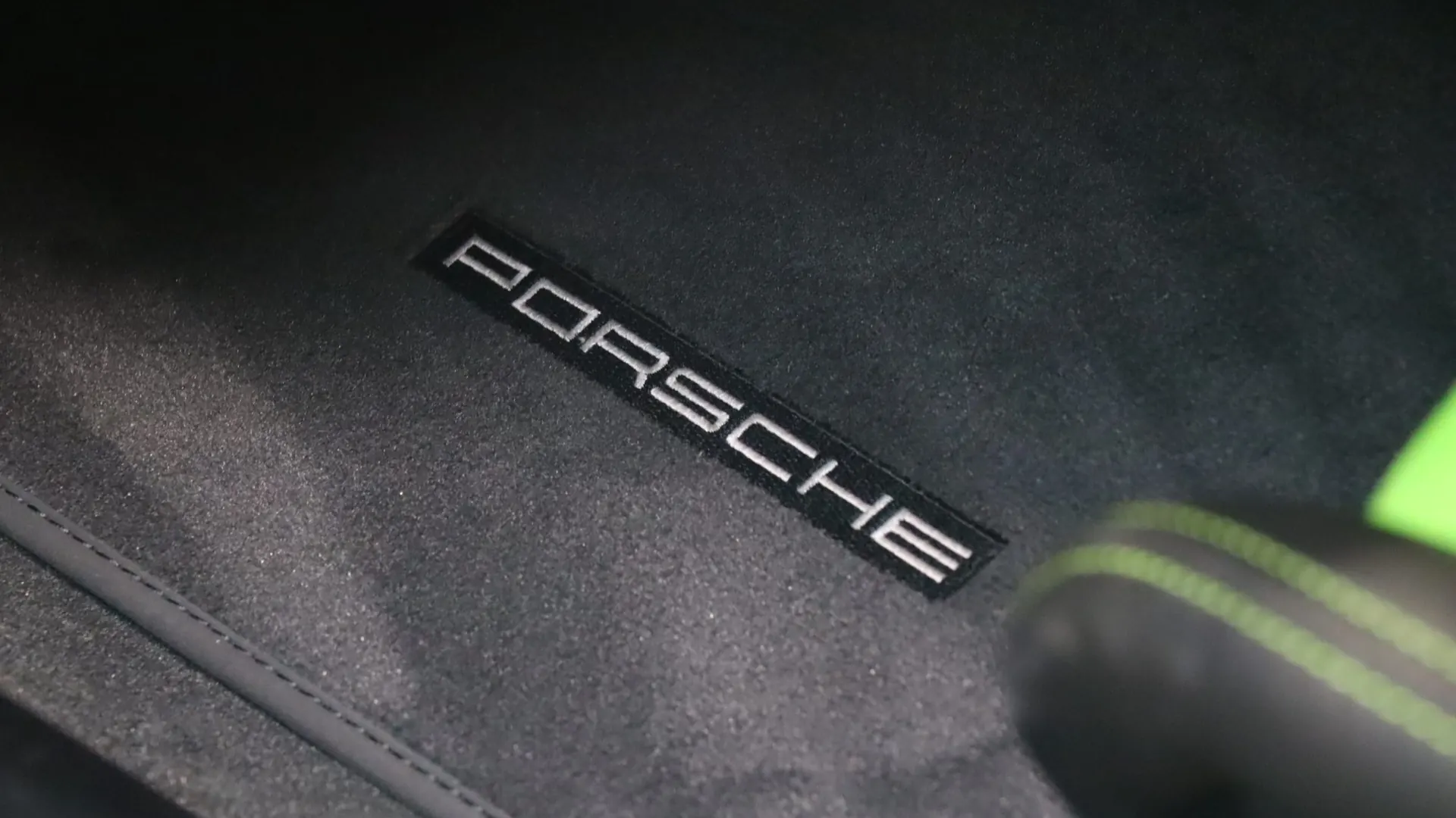 Porsche 911 — photo 14