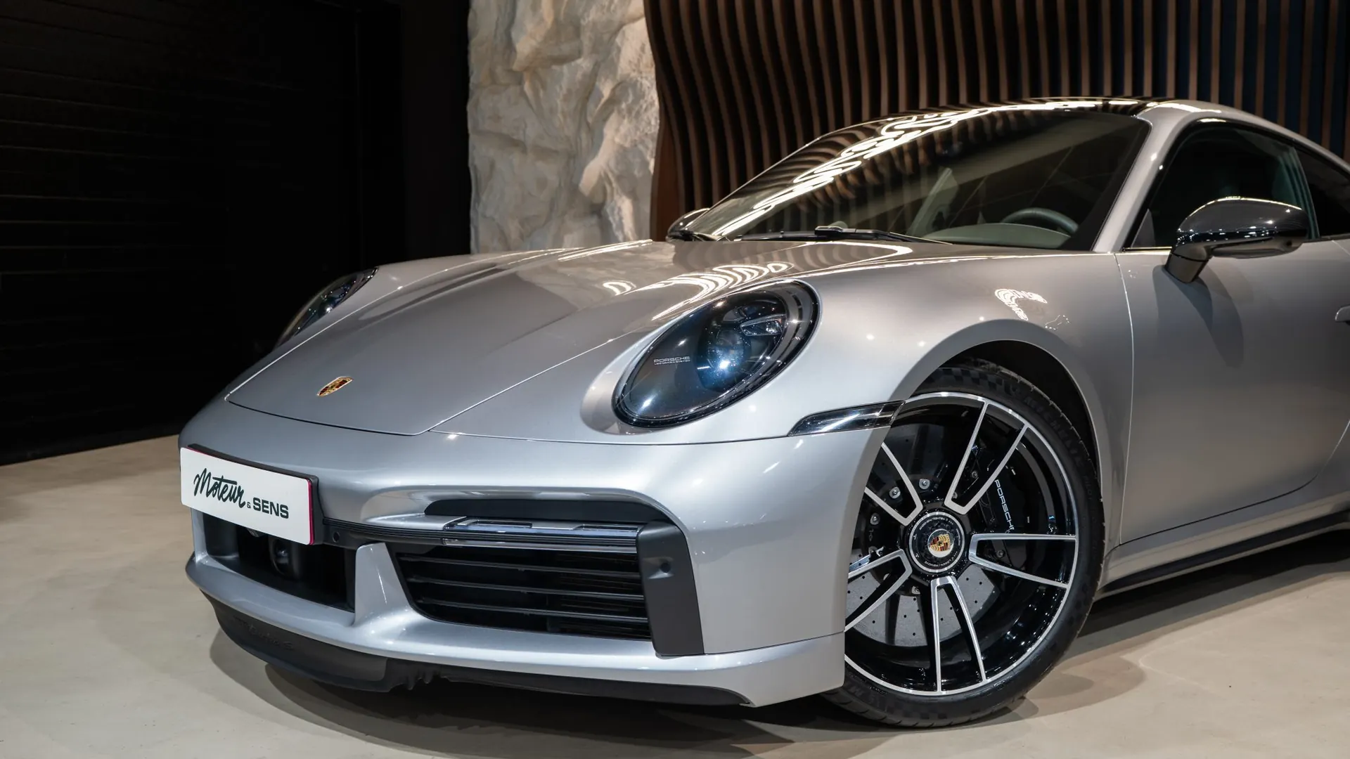 Porsche 911 — photo 39