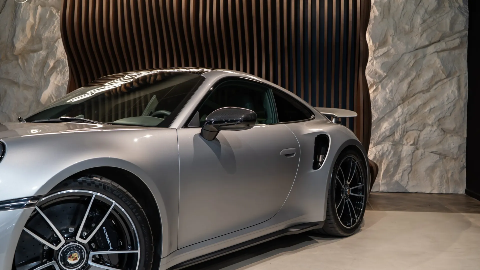 Porsche 911 — photo 40