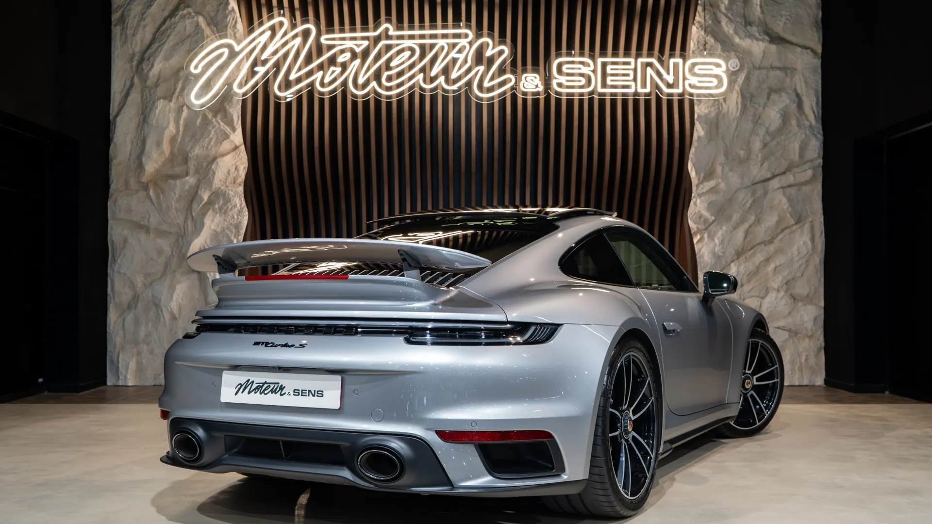 Porsche 911 — photo 2