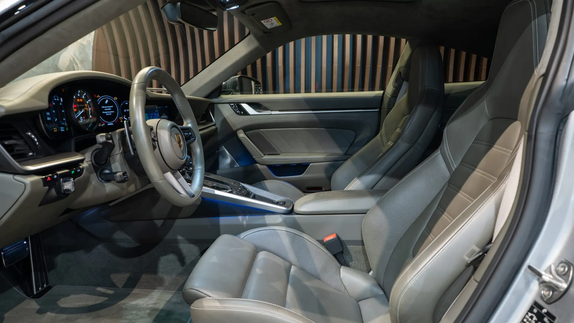 Porsche 911 — photo 6