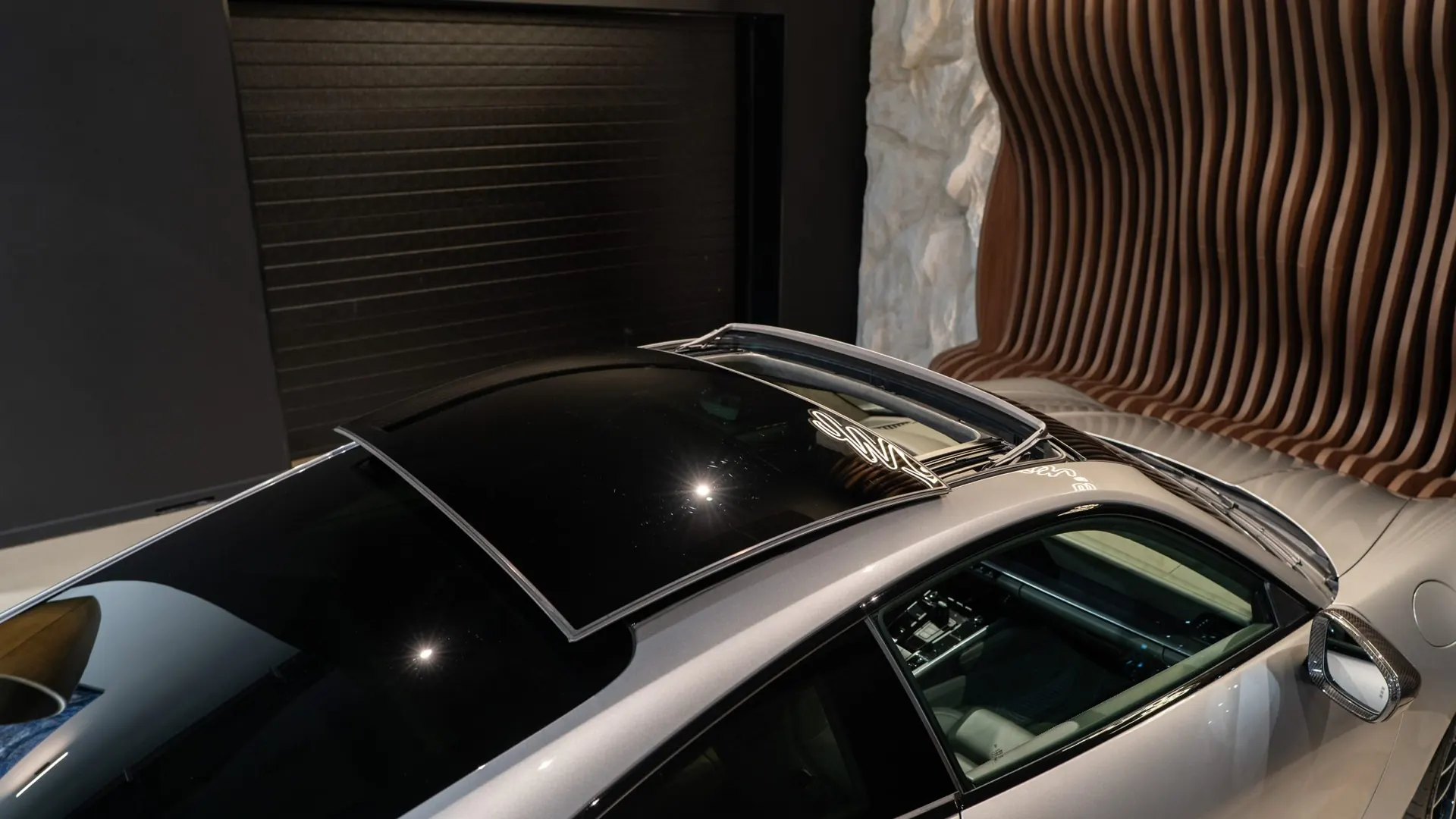 Porsche 911 — photo 32