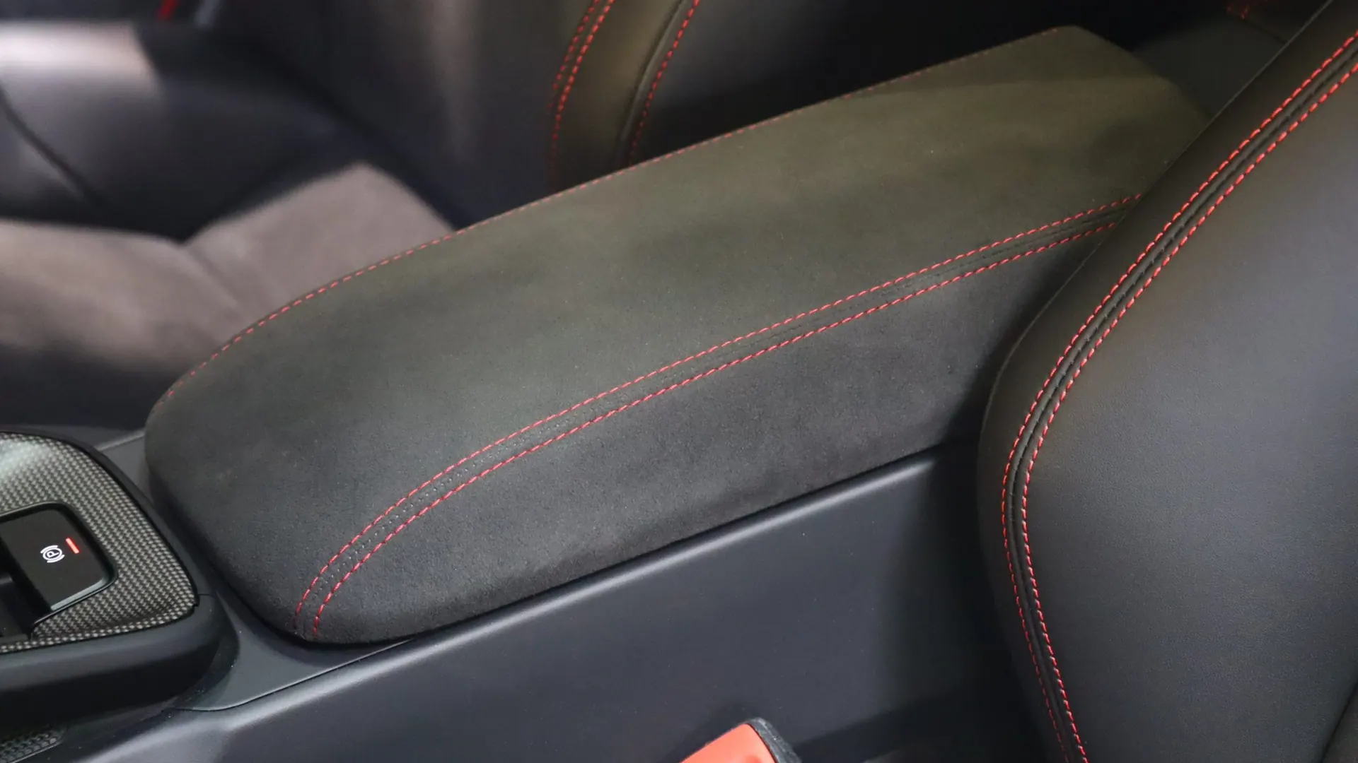 Porsche 911 — photo 37