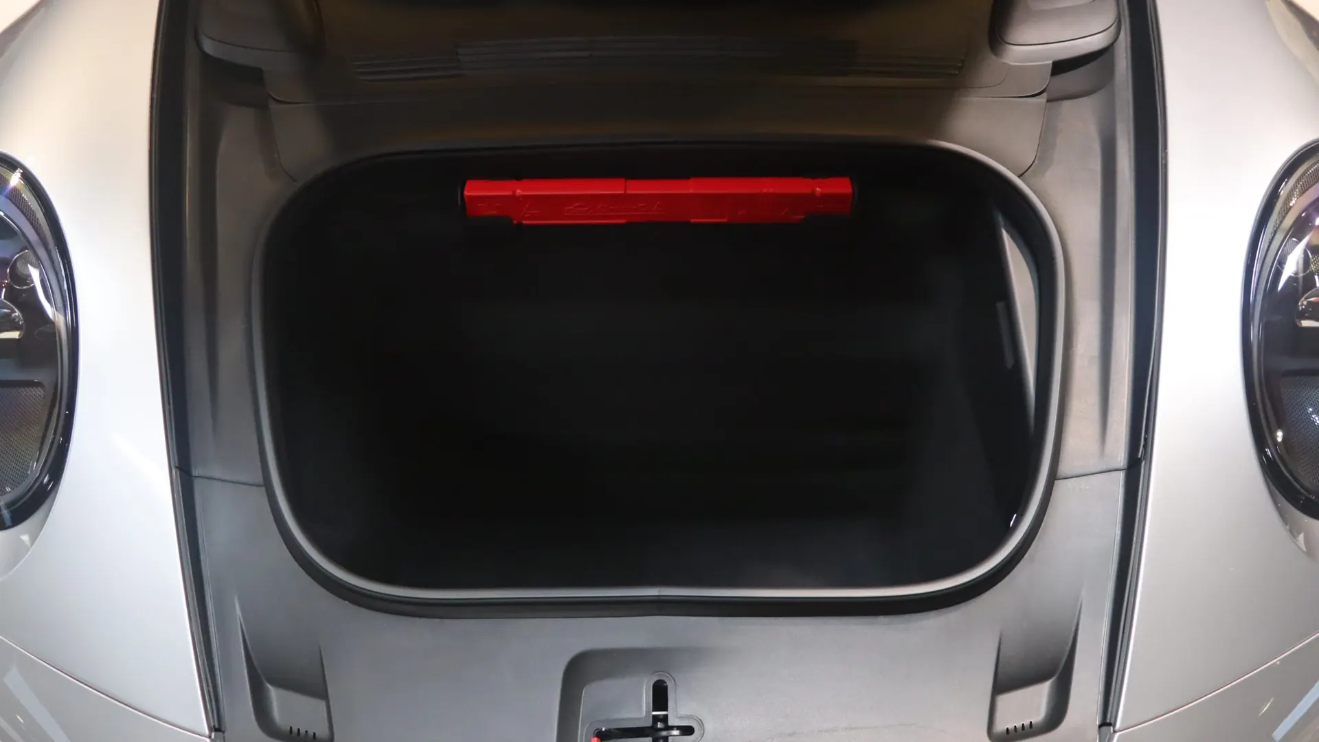 Porsche 911 — photo 48