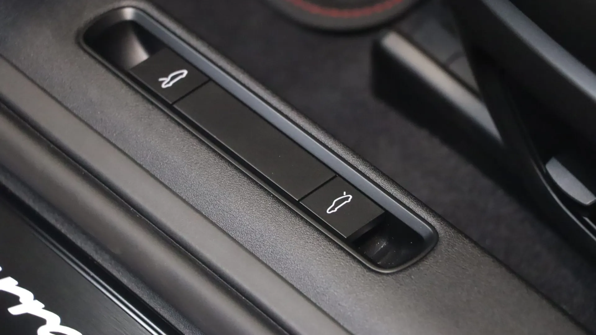 Porsche 911 — photo 15