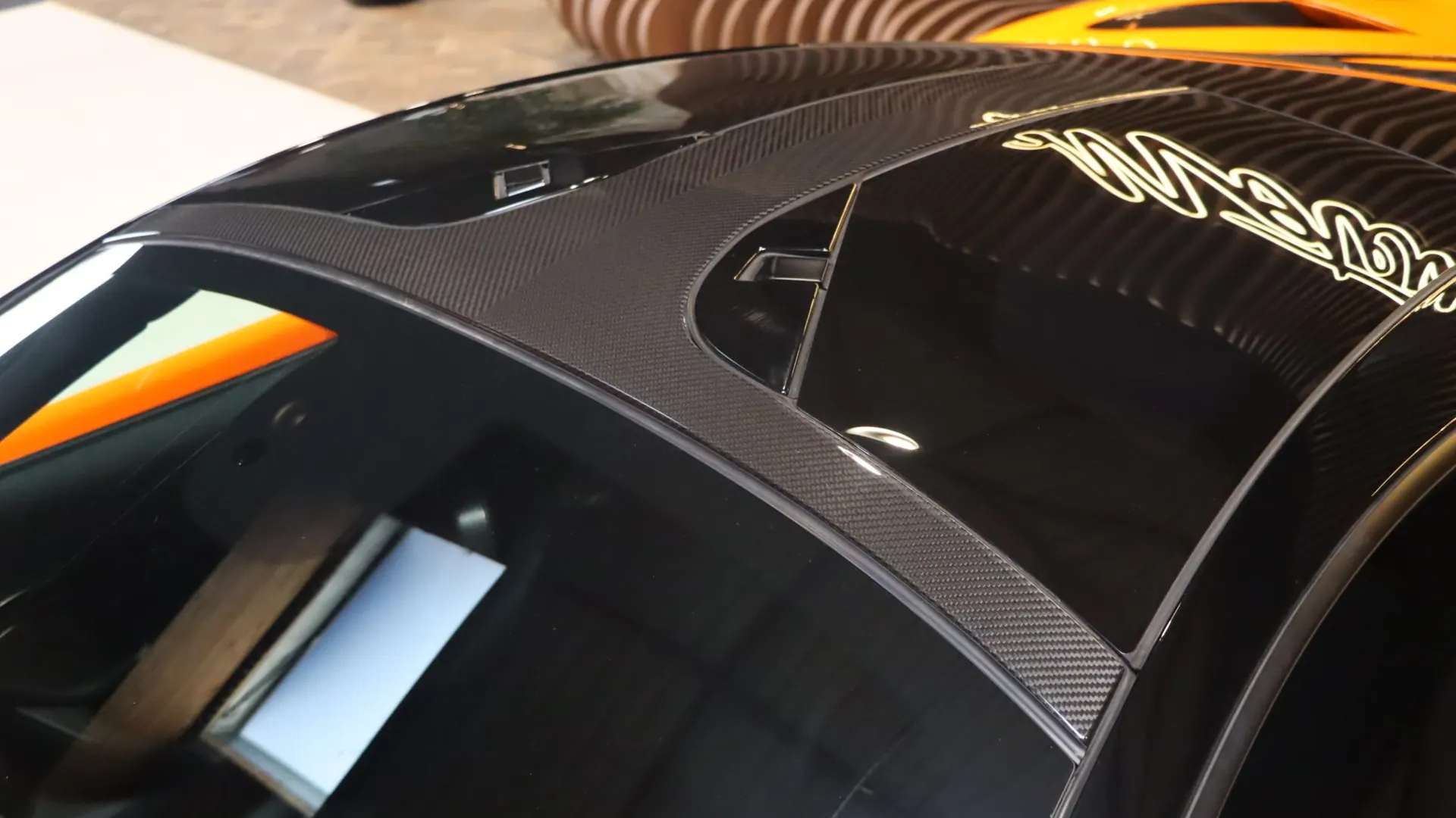 McLaren 720S — photo 42