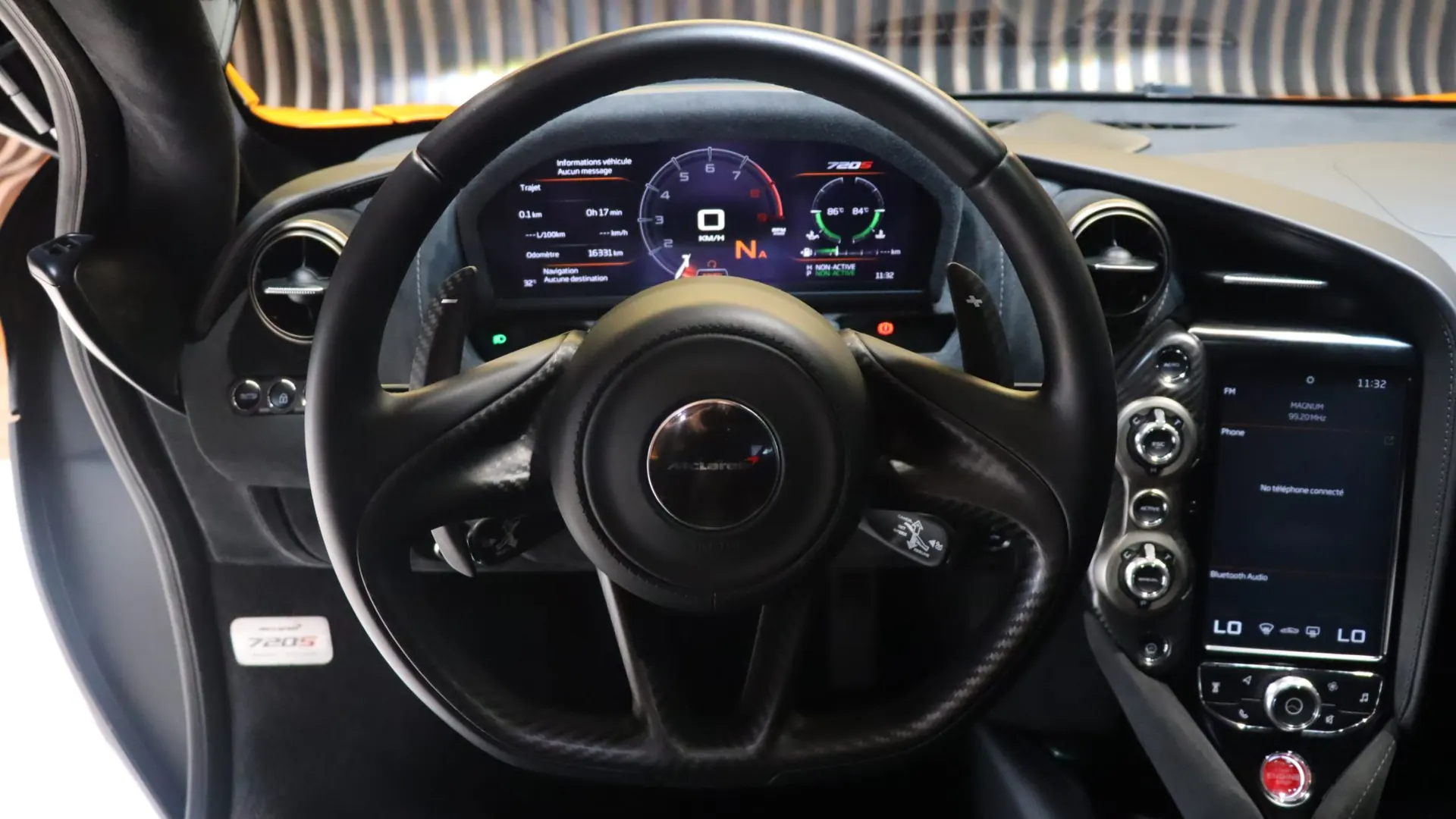 McLaren 720S — photo 9