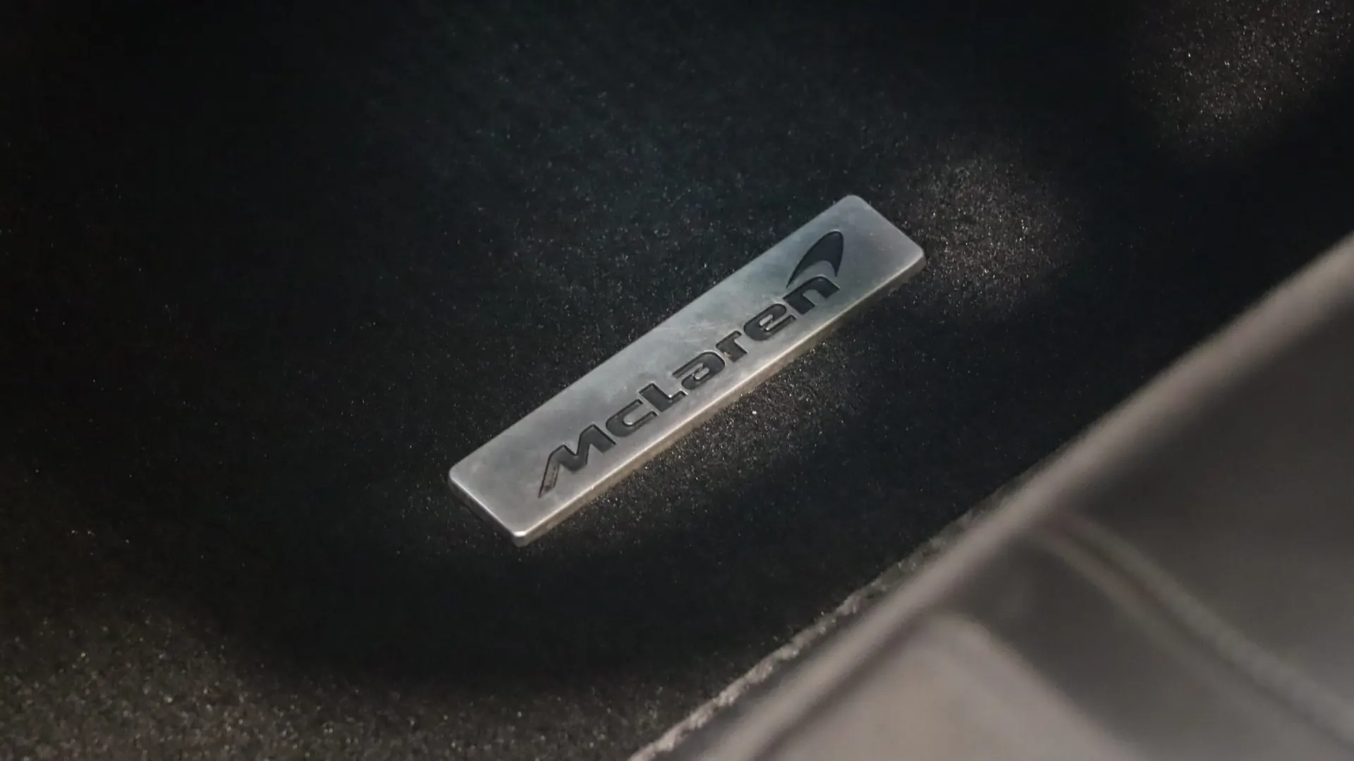 McLaren 720S — photo 15