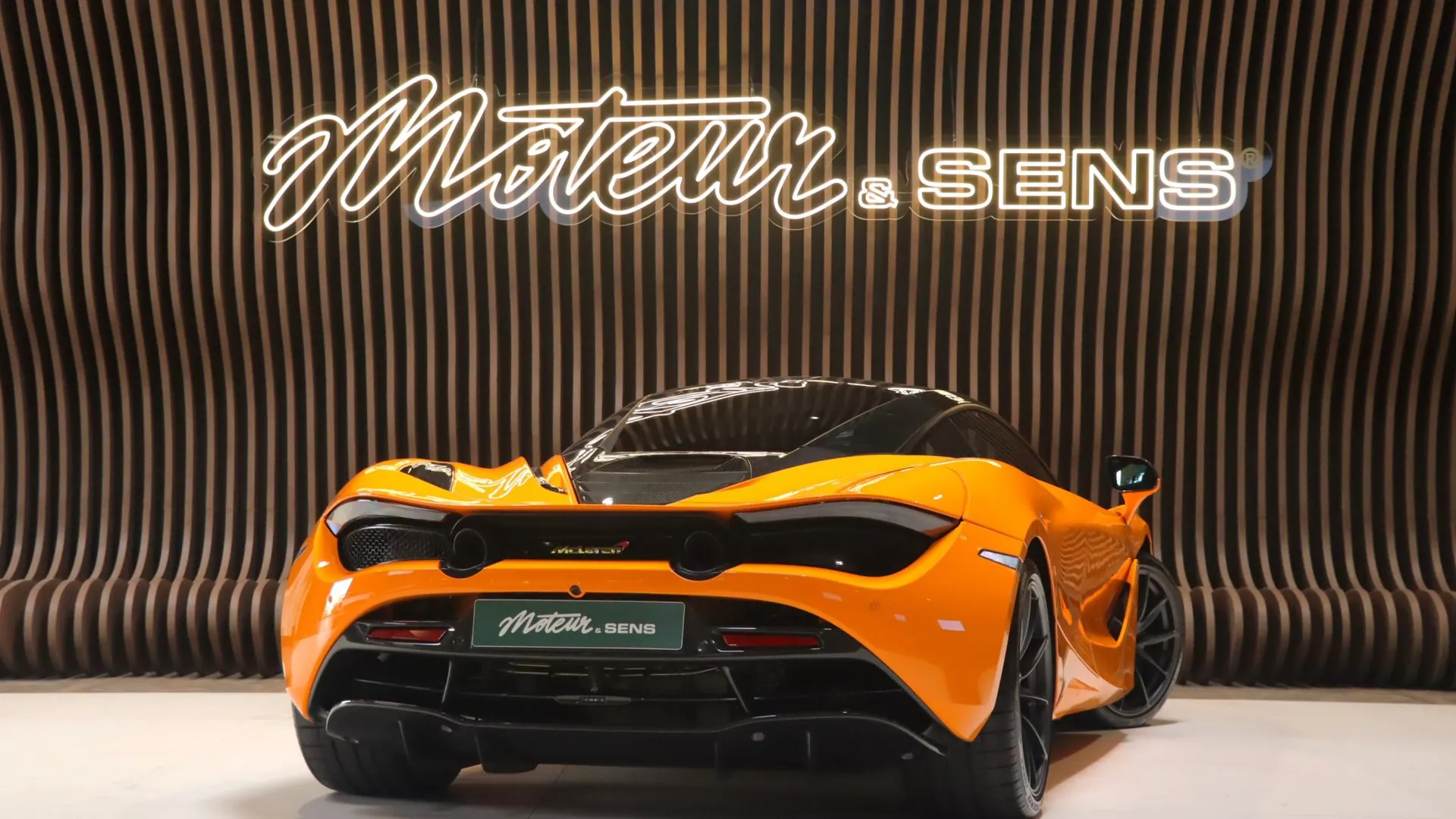 McLaren 720S — photo 2