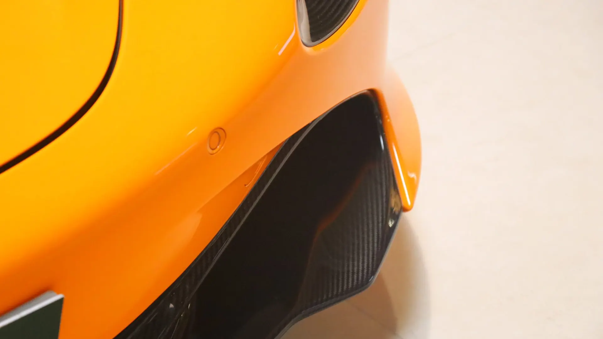 McLaren 720S — photo 35