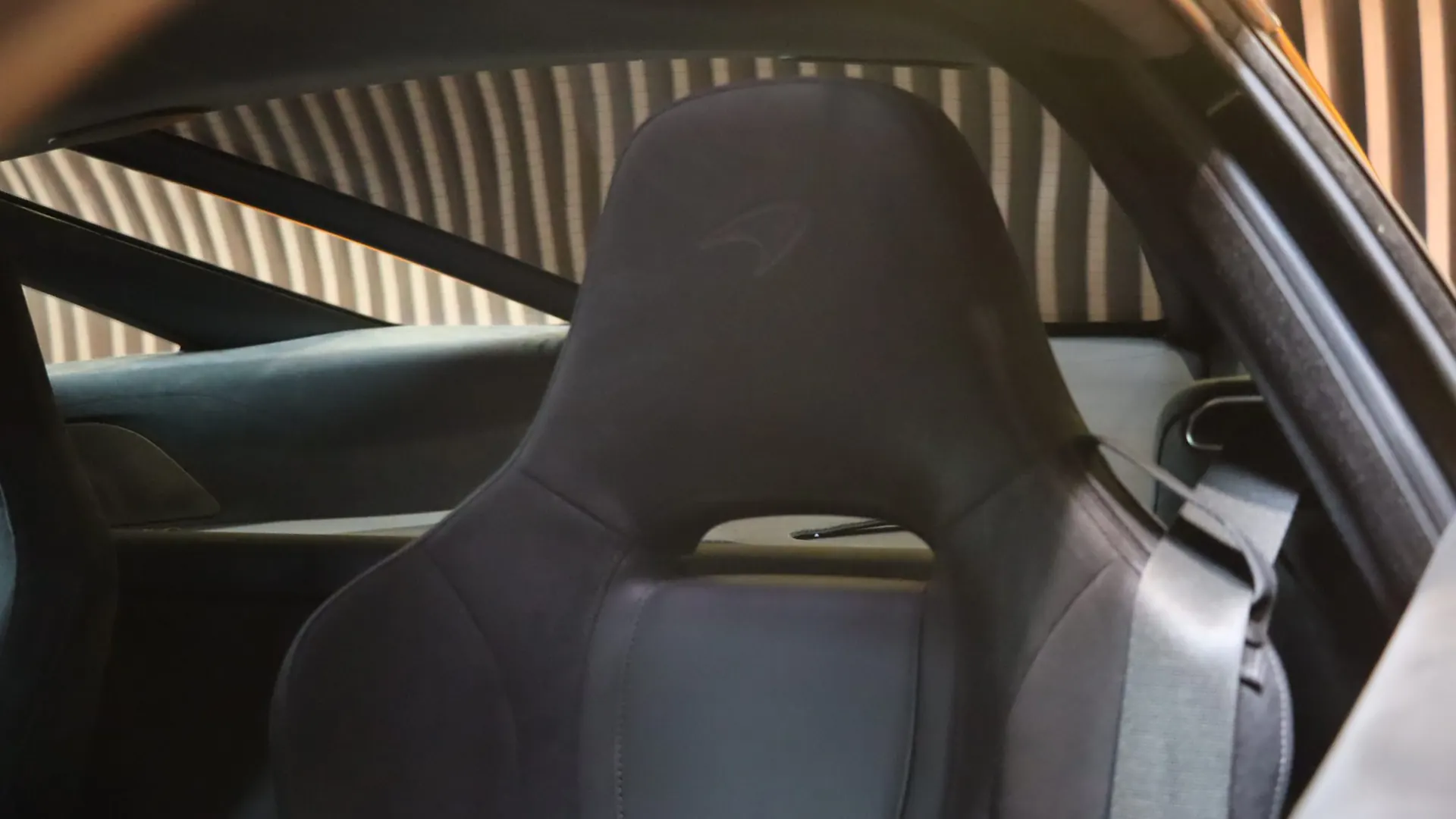 McLaren 720S — photo 30