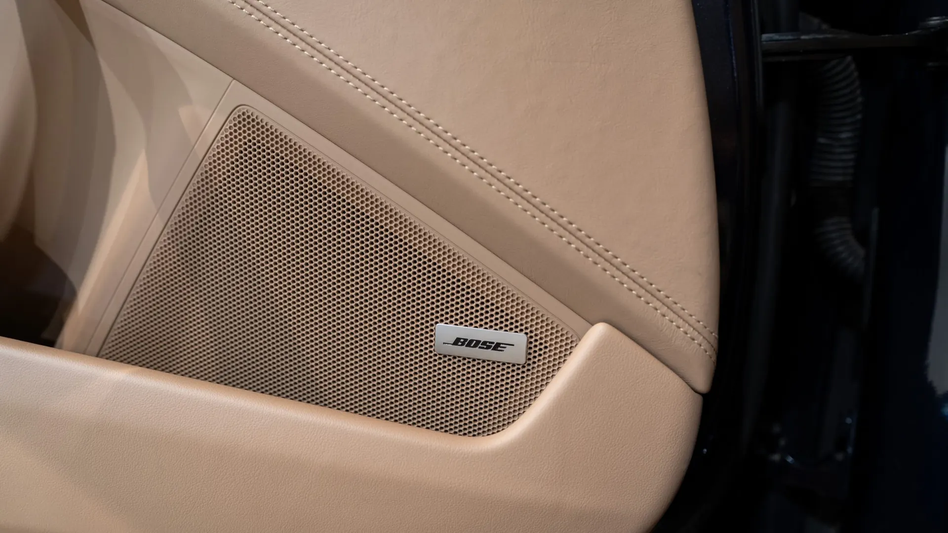 Porsche 911 — photo 18
