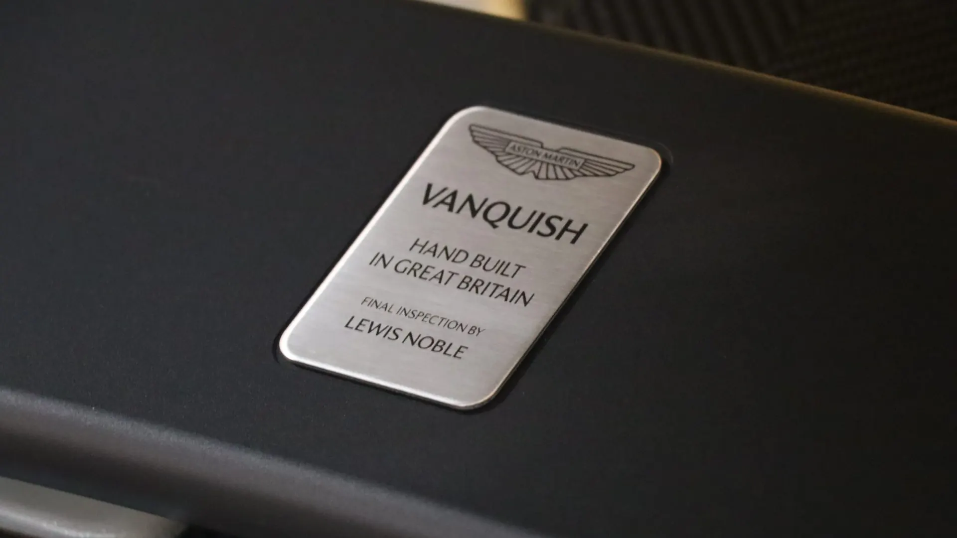 Aston Martin Vanquish — photo 46