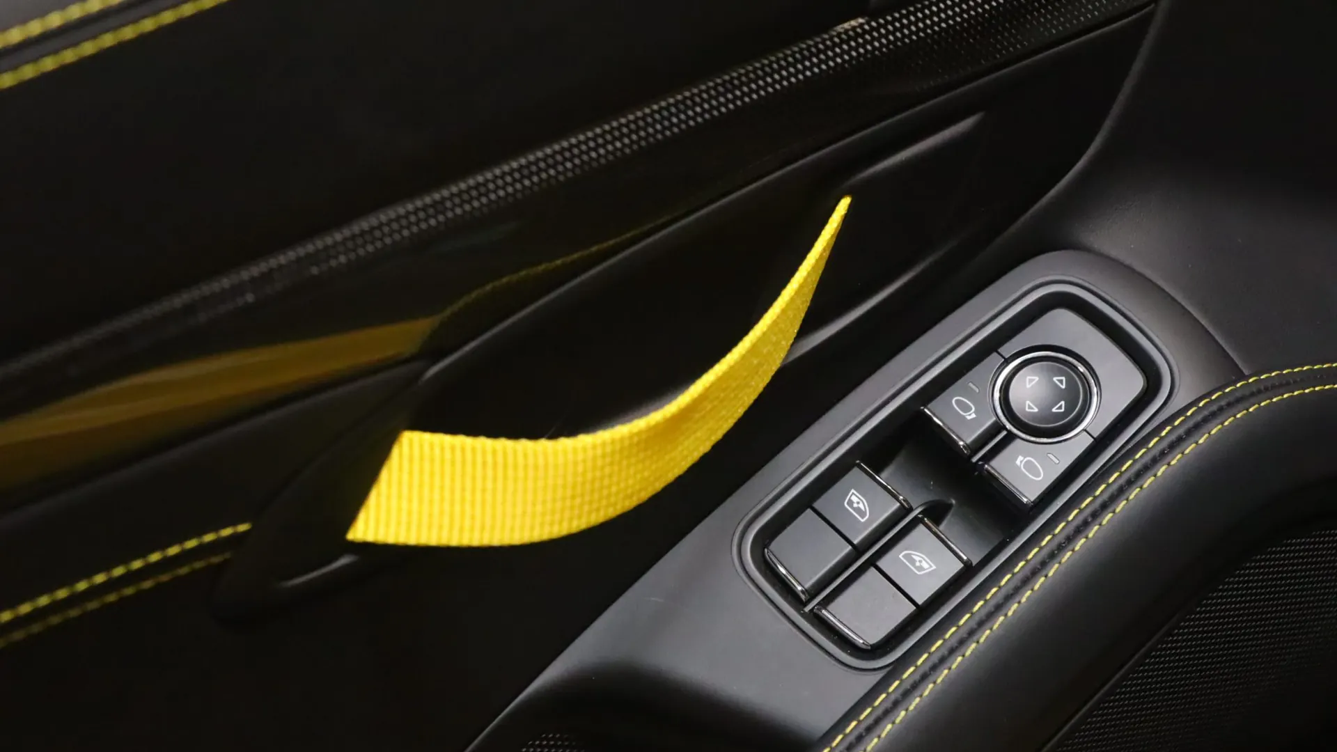 Porsche 911 — photo 11