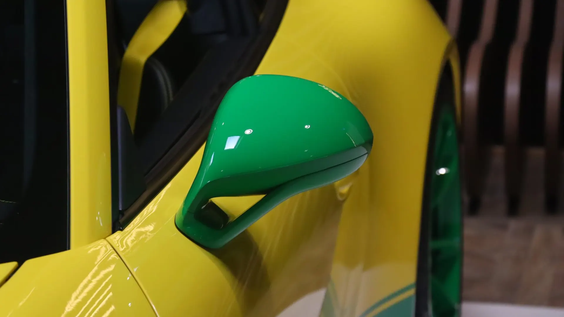 Porsche 911 — photo 43