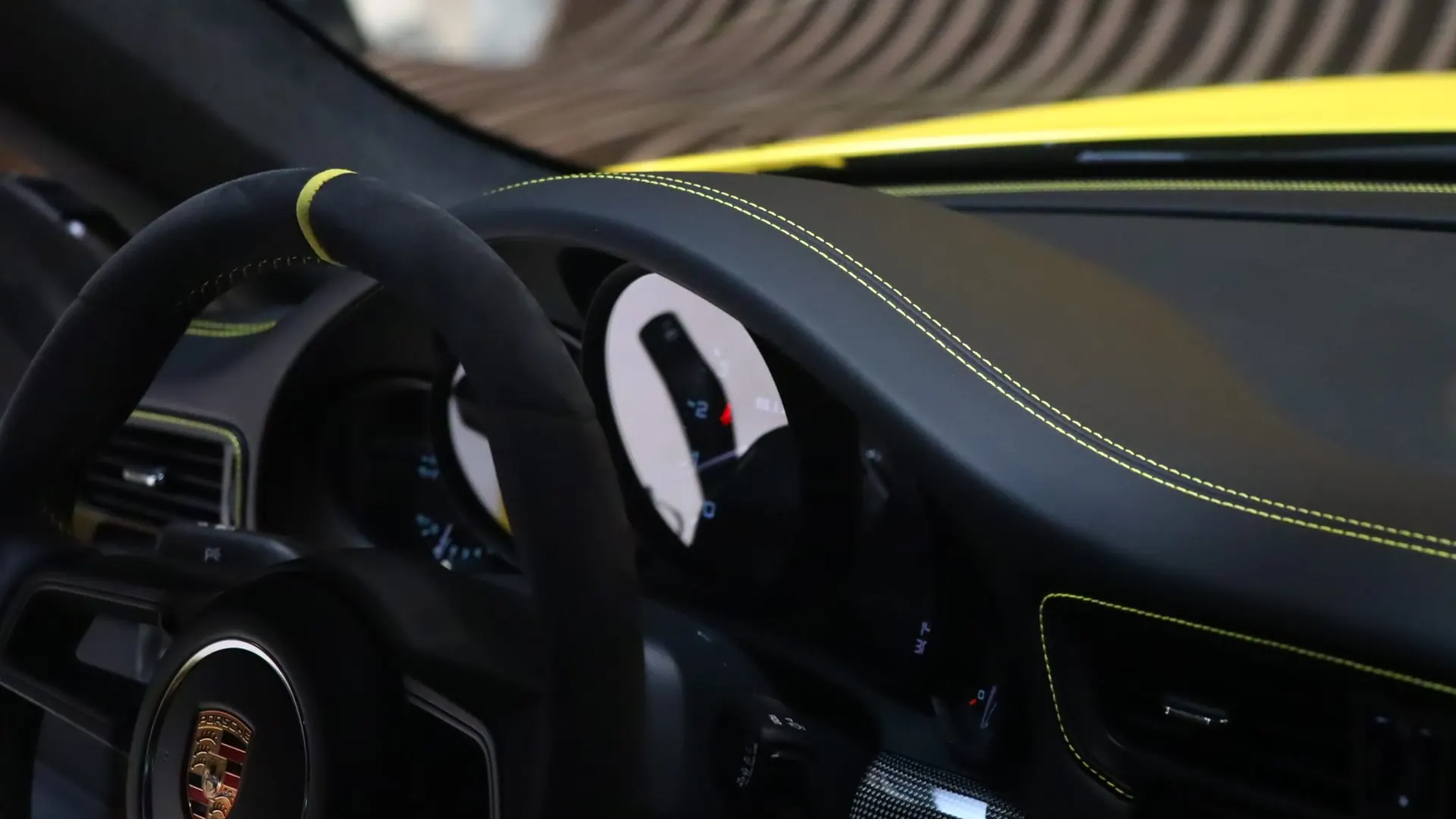 Porsche 911 — photo 23