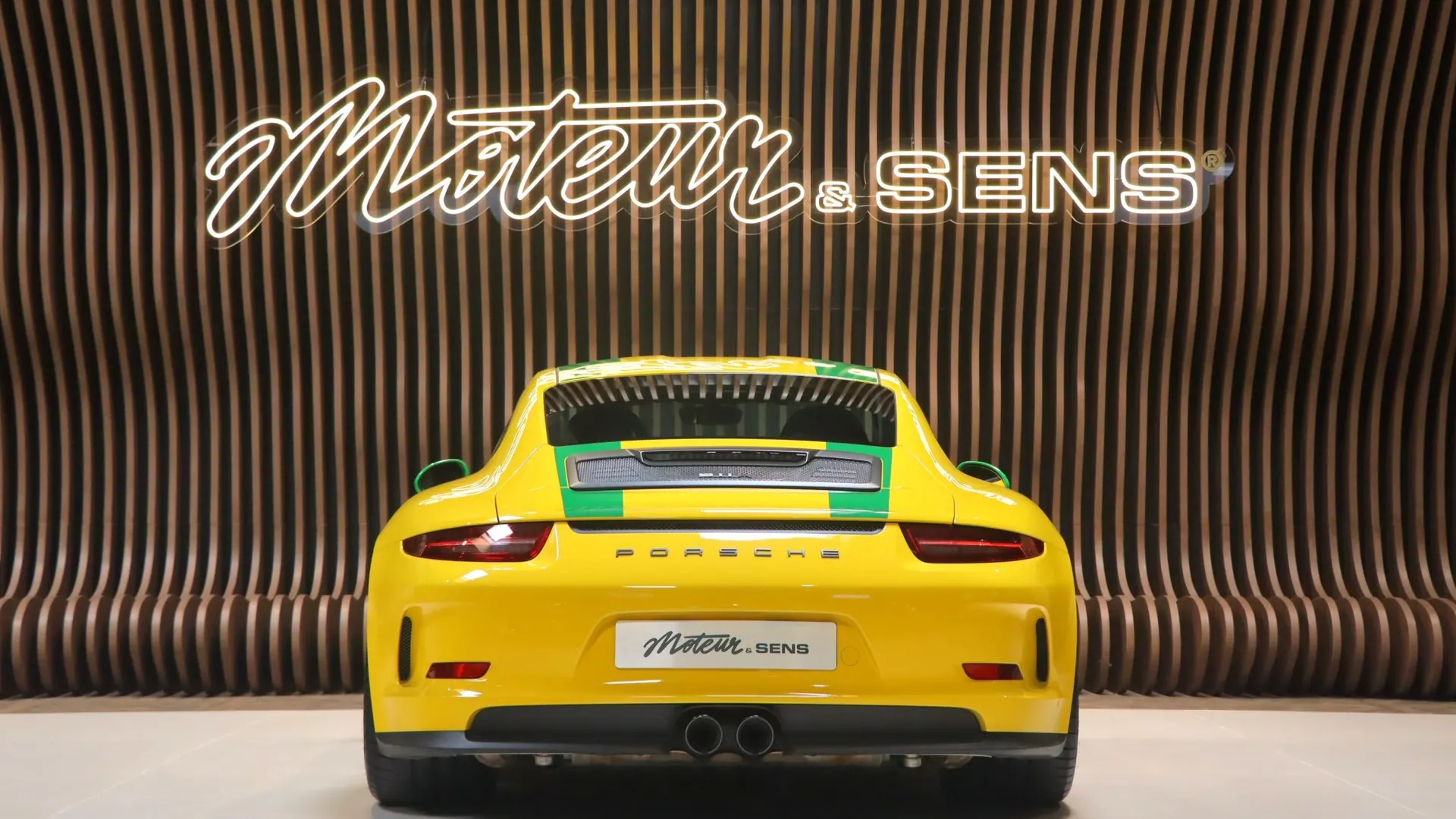 Porsche 911 — photo 4