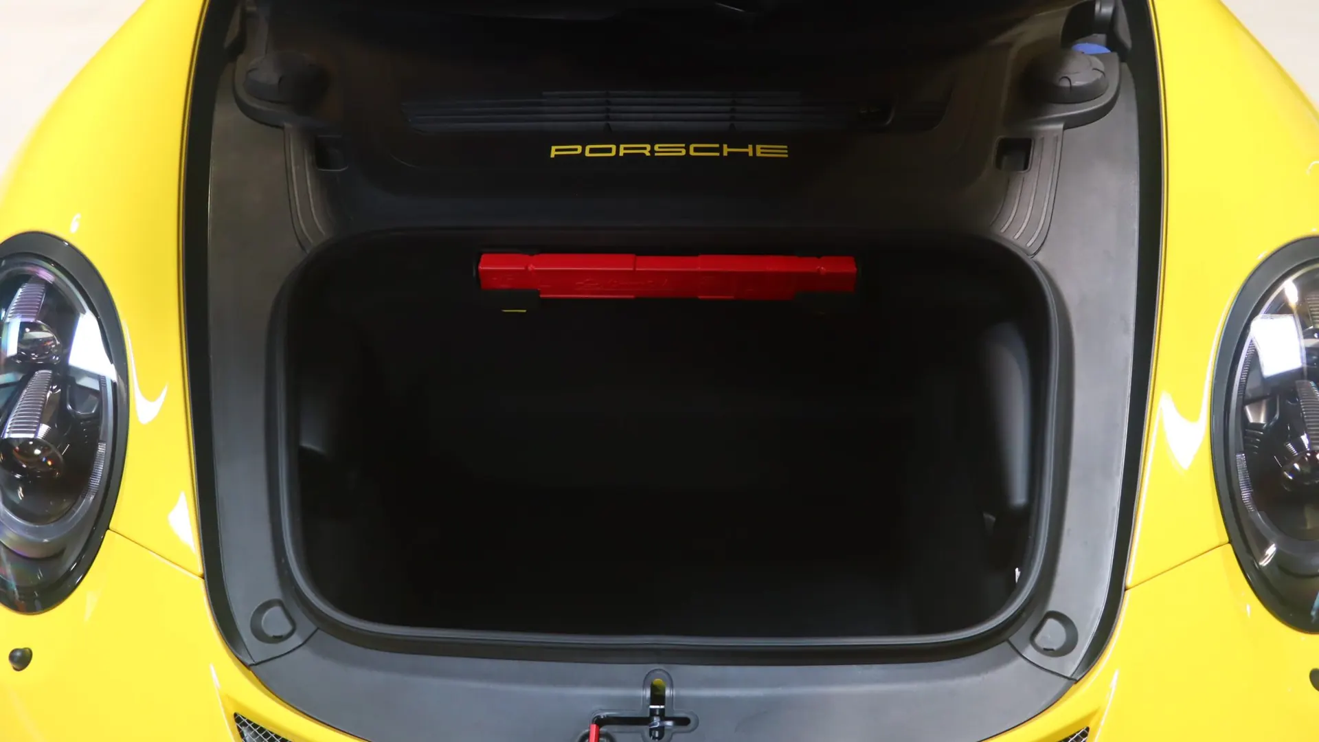 Porsche 911 — photo 37